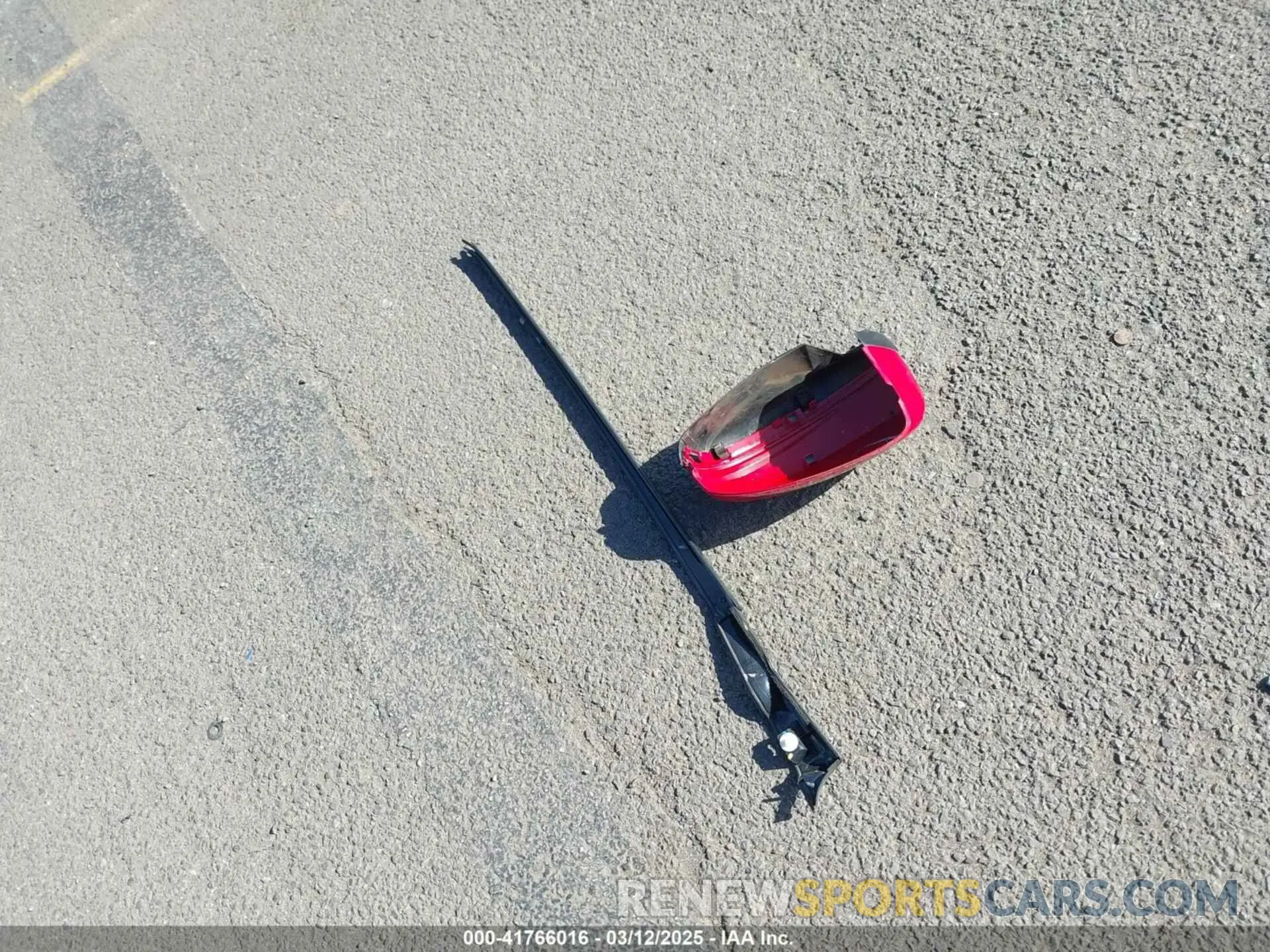 12 Photograph of a damaged car 3HGGK5H61LM721624 HONDA FIT 2020