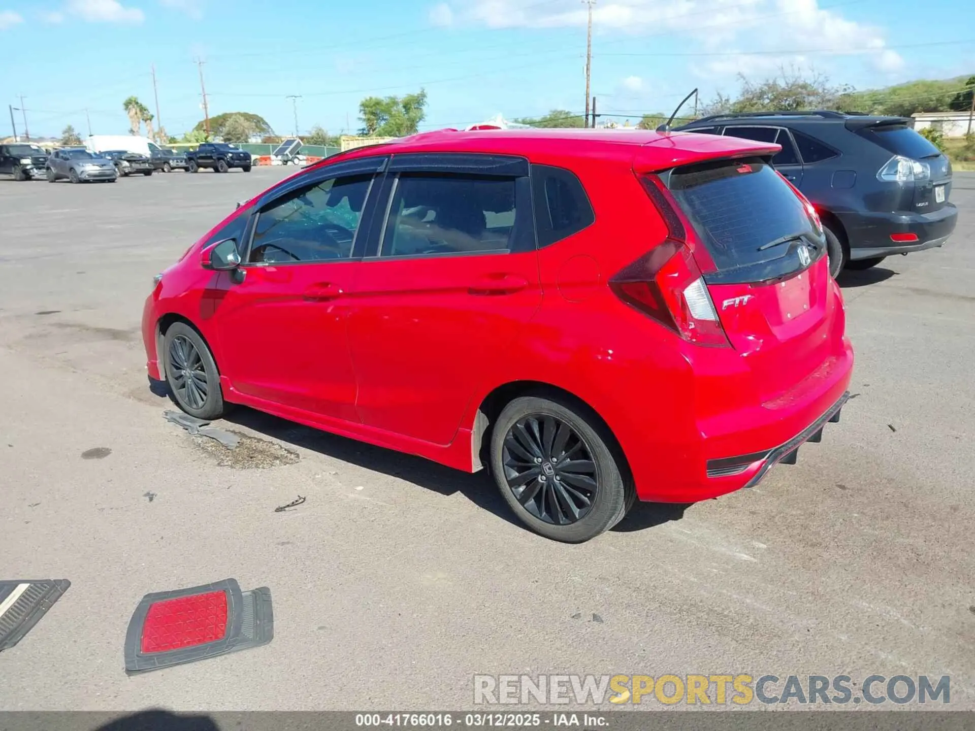 3 Photograph of a damaged car 3HGGK5H61LM721624 HONDA FIT 2020