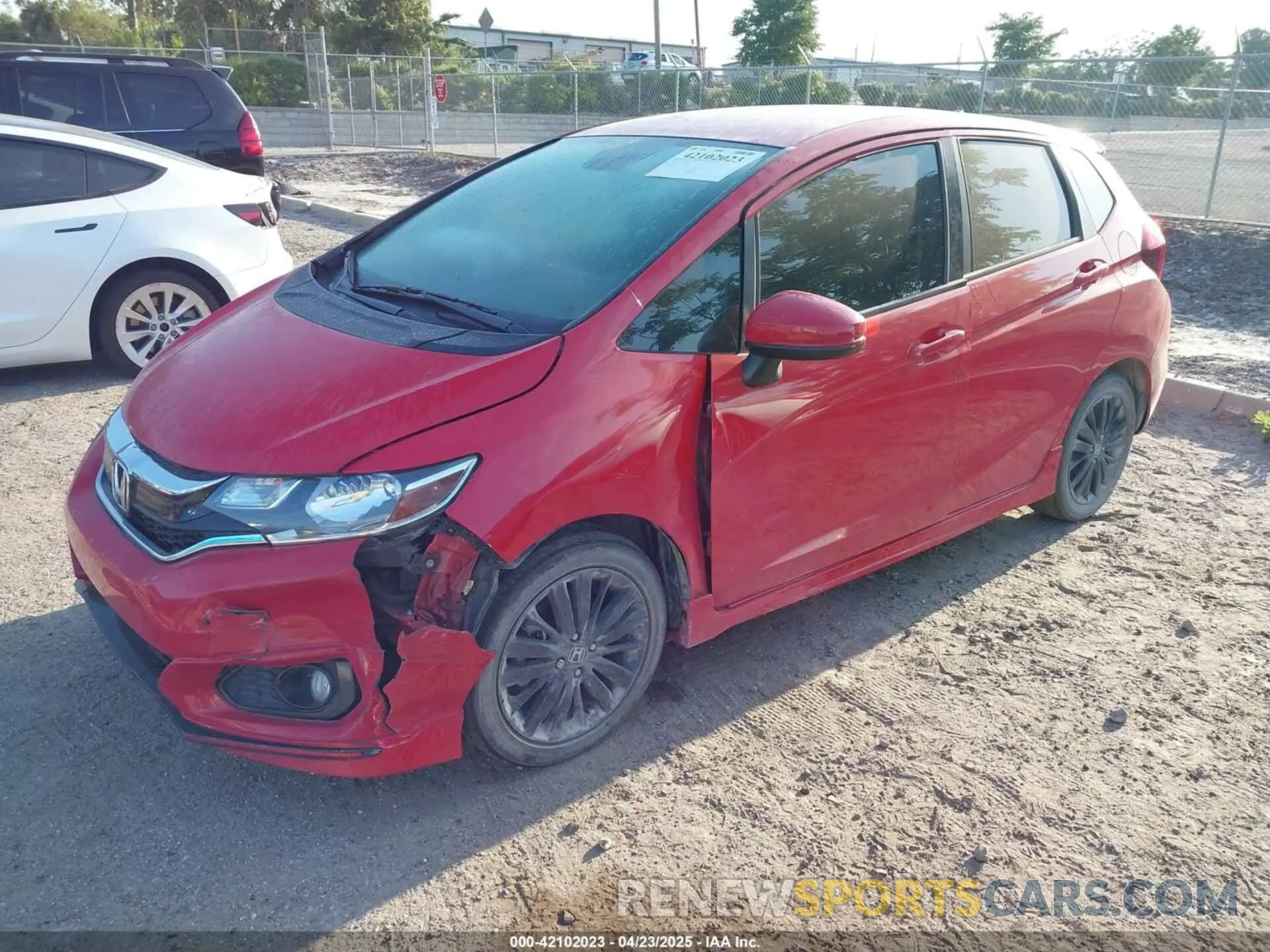 2 Photograph of a damaged car 3HGGK5H63LM718904 HONDA FIT 2020