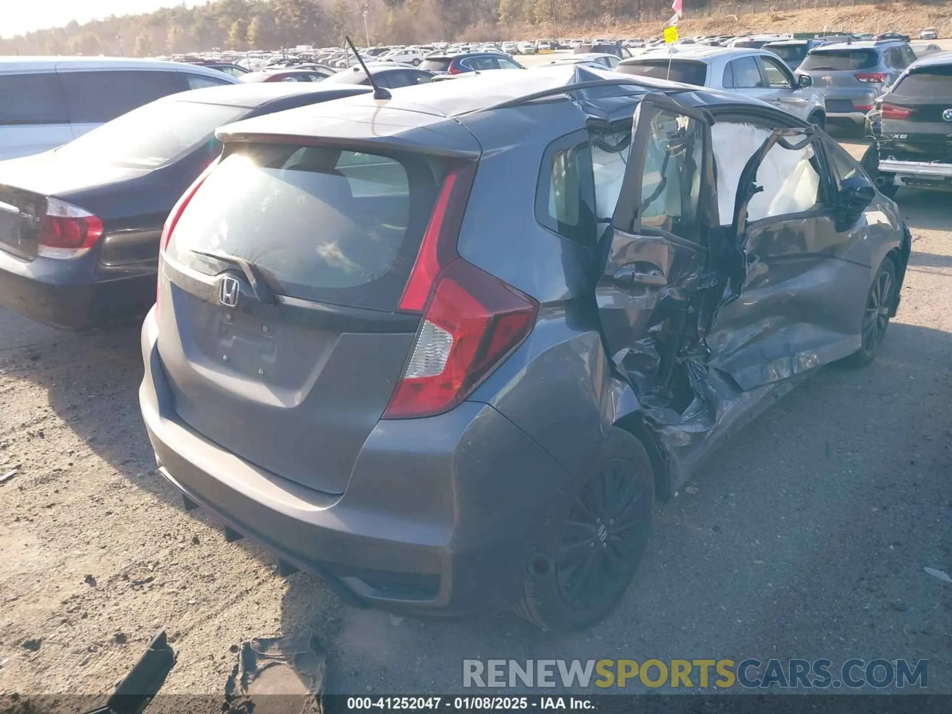 4 Photograph of a damaged car 3HGGK5H63LM726727 HONDA FIT 2020