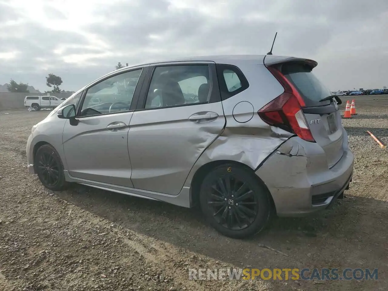 2 Photograph of a damaged car 3HGGK5H63LM728087 HONDA FIT 2020