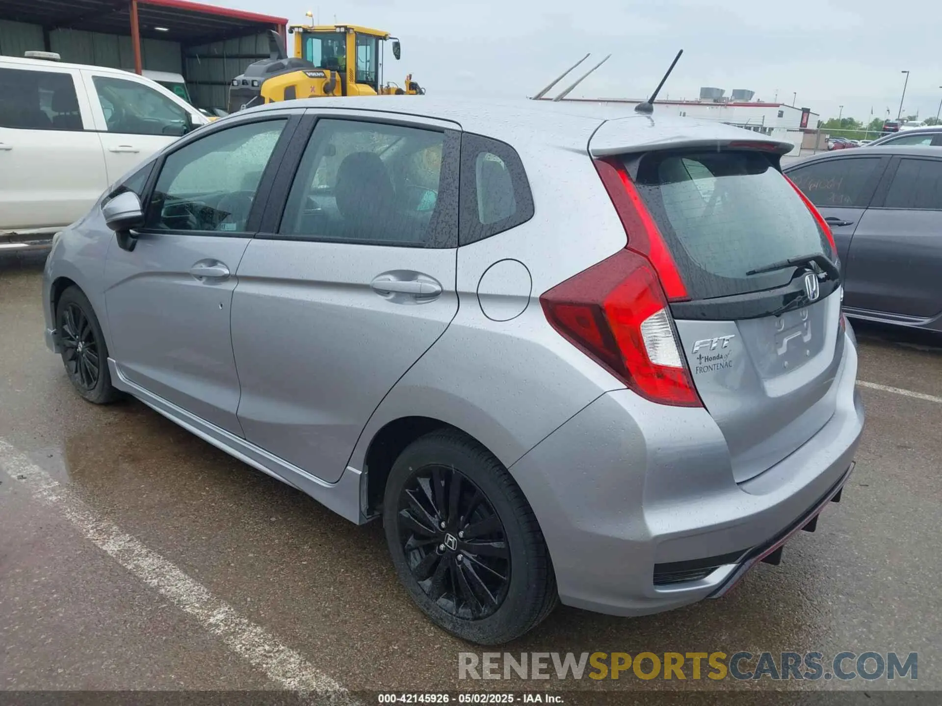 3 Photograph of a damaged car 3HGGK5H63LM731359 HONDA FIT 2020