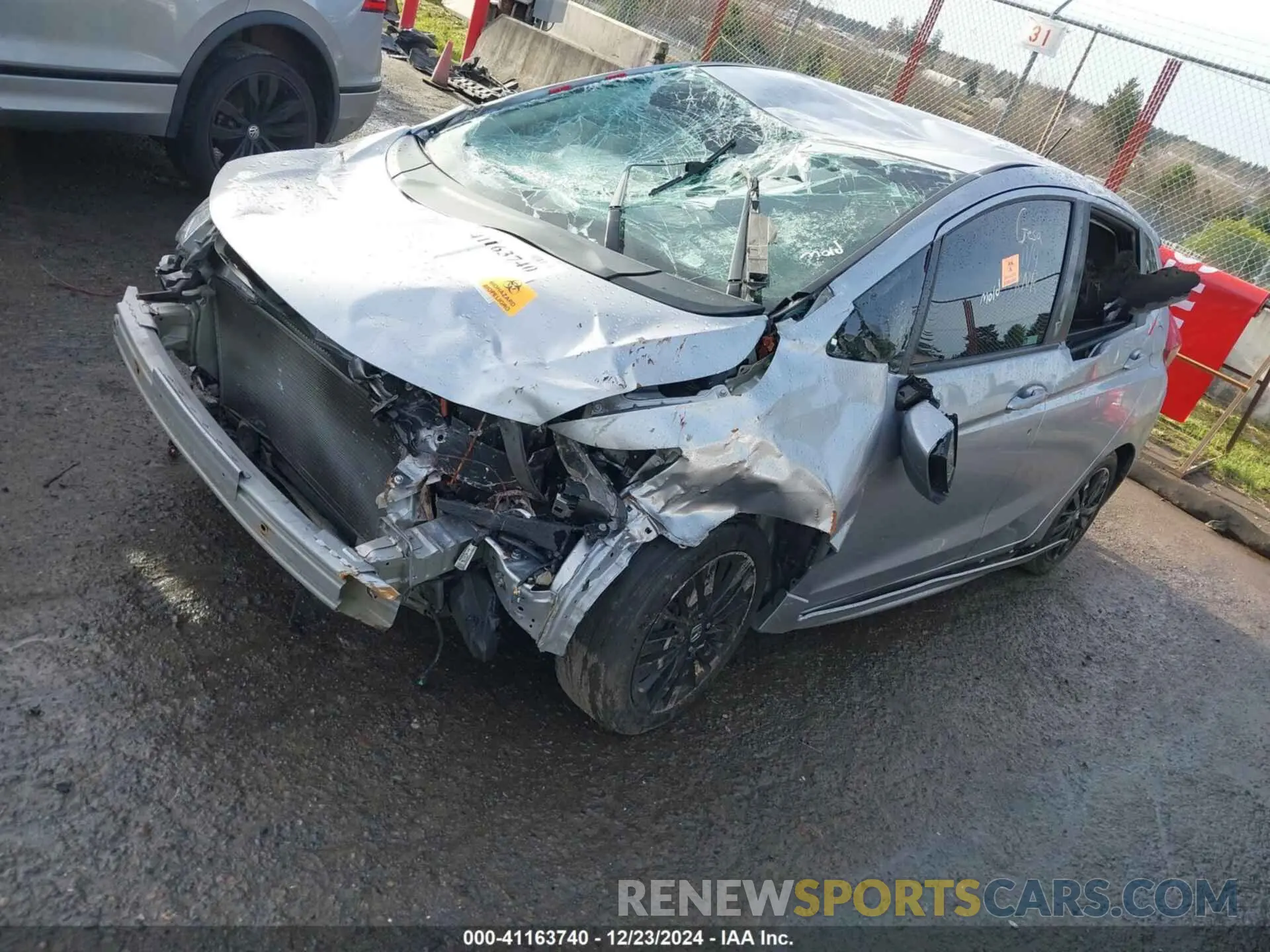 2 Photograph of a damaged car 3HGGK5H63LM734164 HONDA FIT 2020