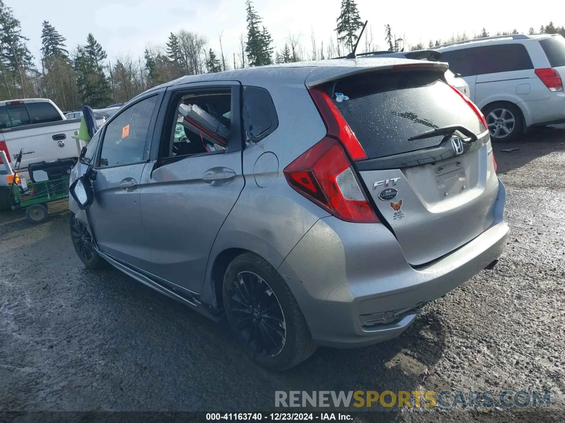3 Photograph of a damaged car 3HGGK5H63LM734164 HONDA FIT 2020