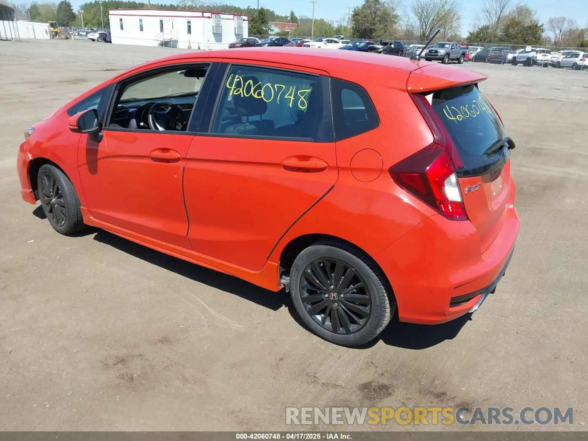 3 Photograph of a damaged car 3HGGK5H64LM721598 HONDA FIT 2020