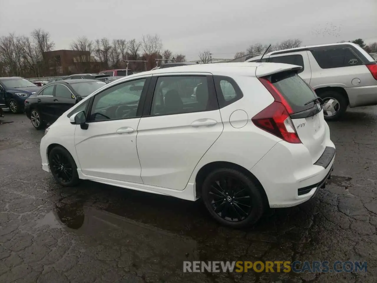 2 Photograph of a damaged car 3HGGK5H64LM730575 HONDA FIT 2020
