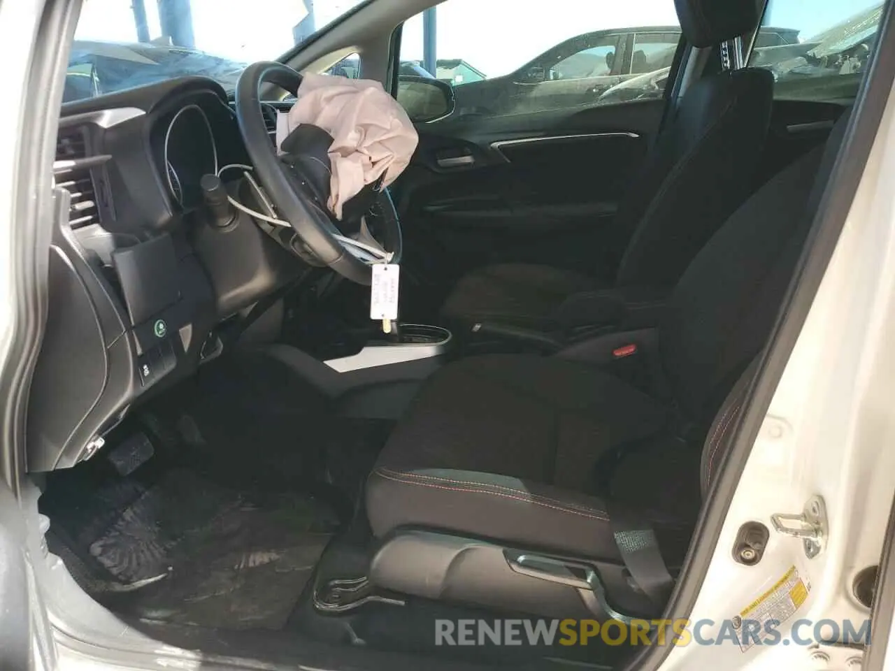7 Photograph of a damaged car 3HGGK5H66LM726821 HONDA FIT 2020