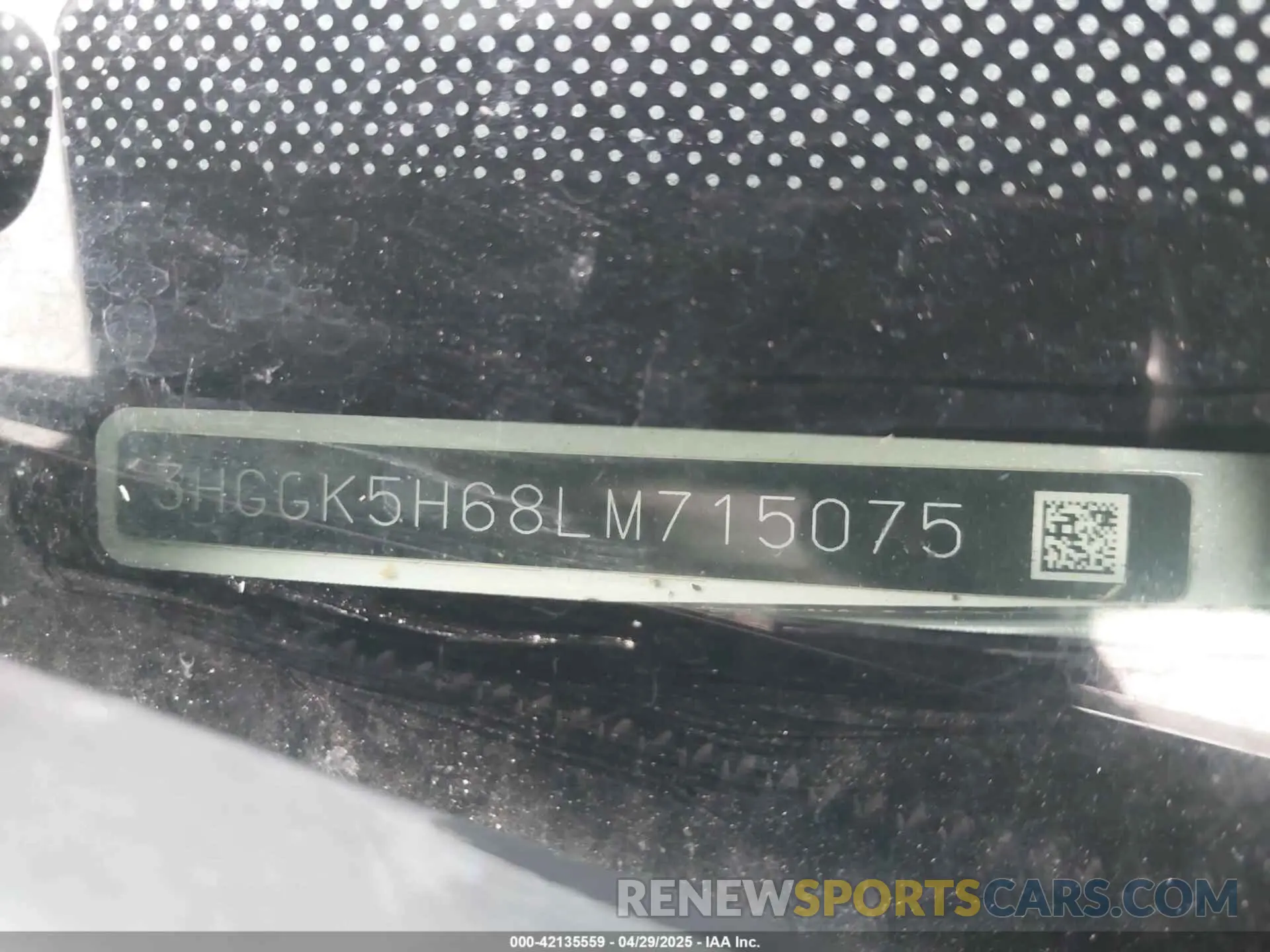 9 Photograph of a damaged car 3HGGK5H68LM715075 HONDA FIT 2020