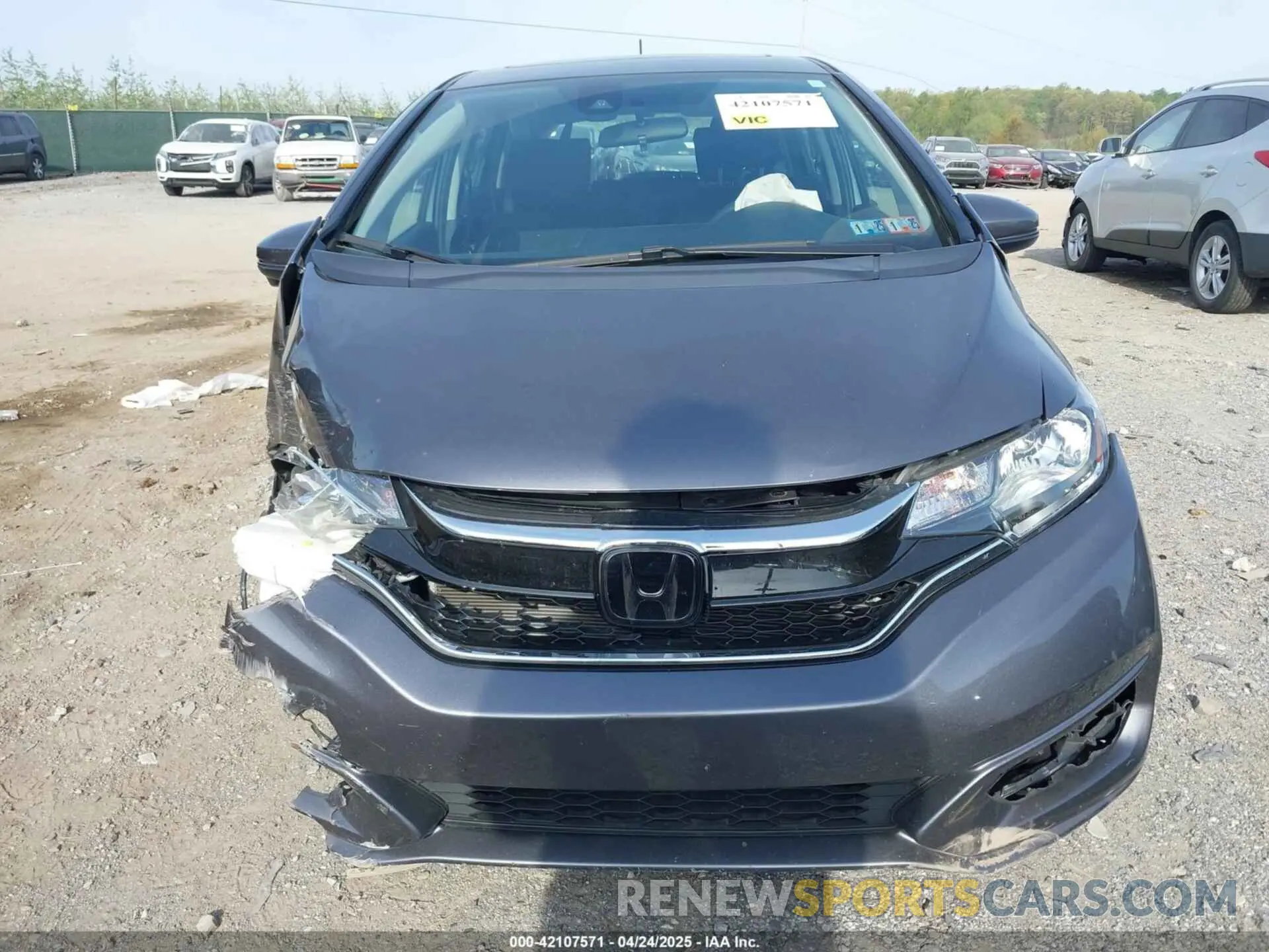 12 Photograph of a damaged car 3HGGK5H82LM731032 HONDA FIT 2020