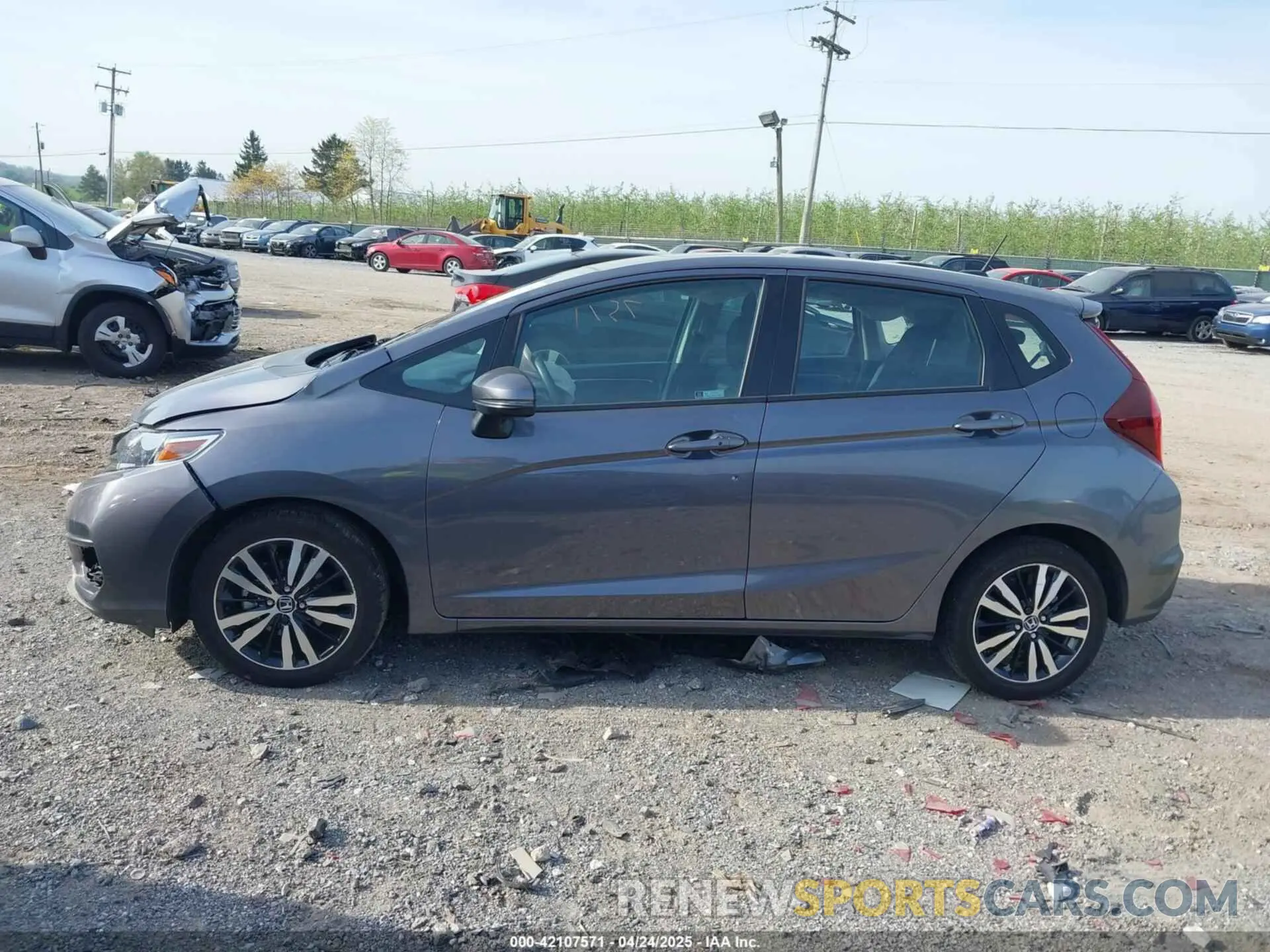 14 Photograph of a damaged car 3HGGK5H82LM731032 HONDA FIT 2020