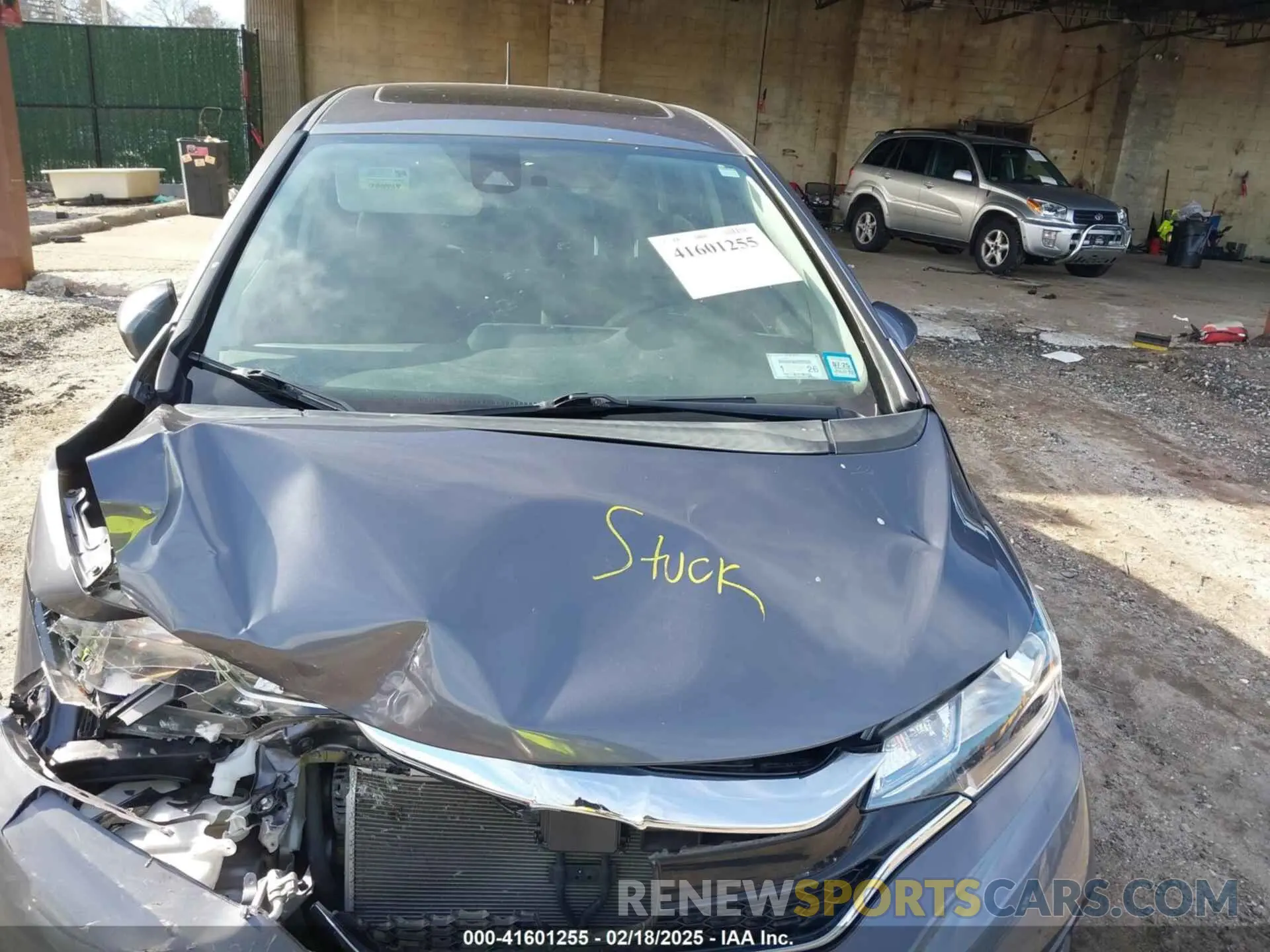 10 Photograph of a damaged car 3HGGK5H83LM712957 HONDA FIT 2020