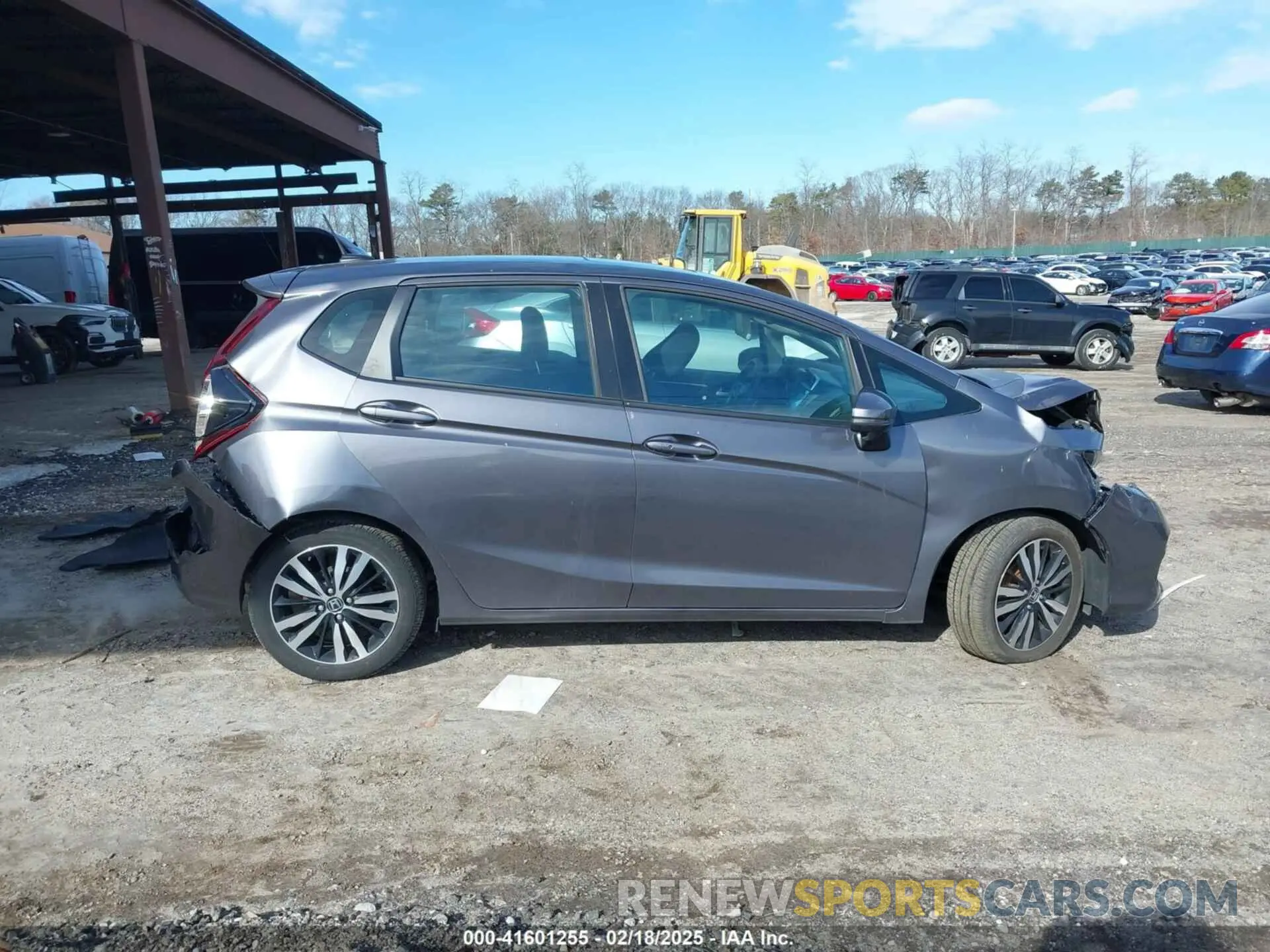 13 Photograph of a damaged car 3HGGK5H83LM712957 HONDA FIT 2020