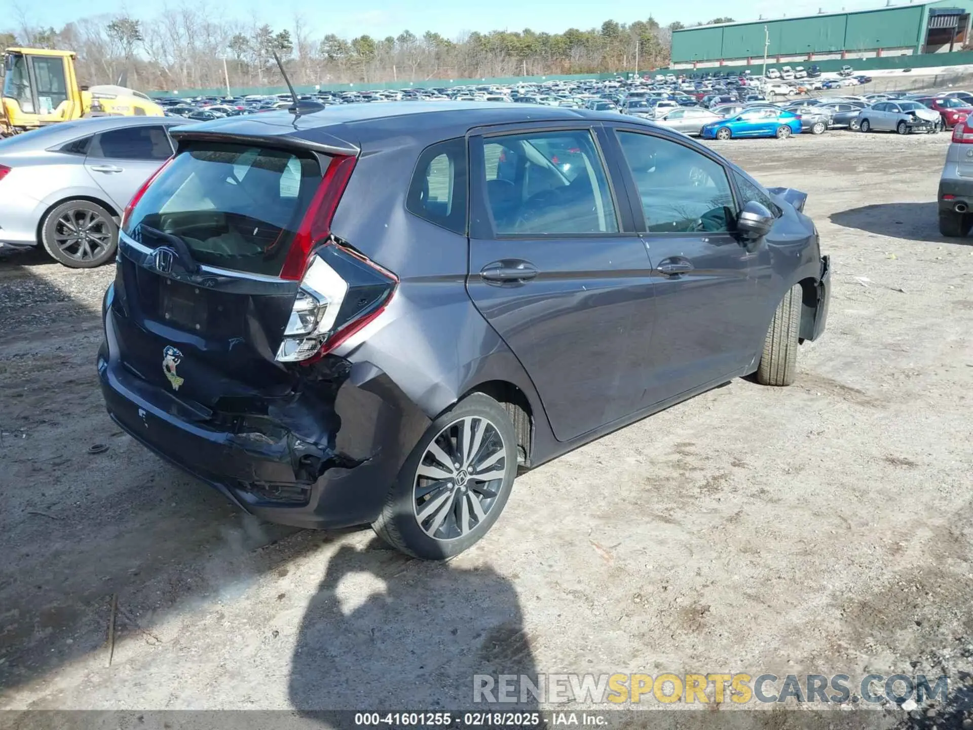 4 Photograph of a damaged car 3HGGK5H83LM712957 HONDA FIT 2020