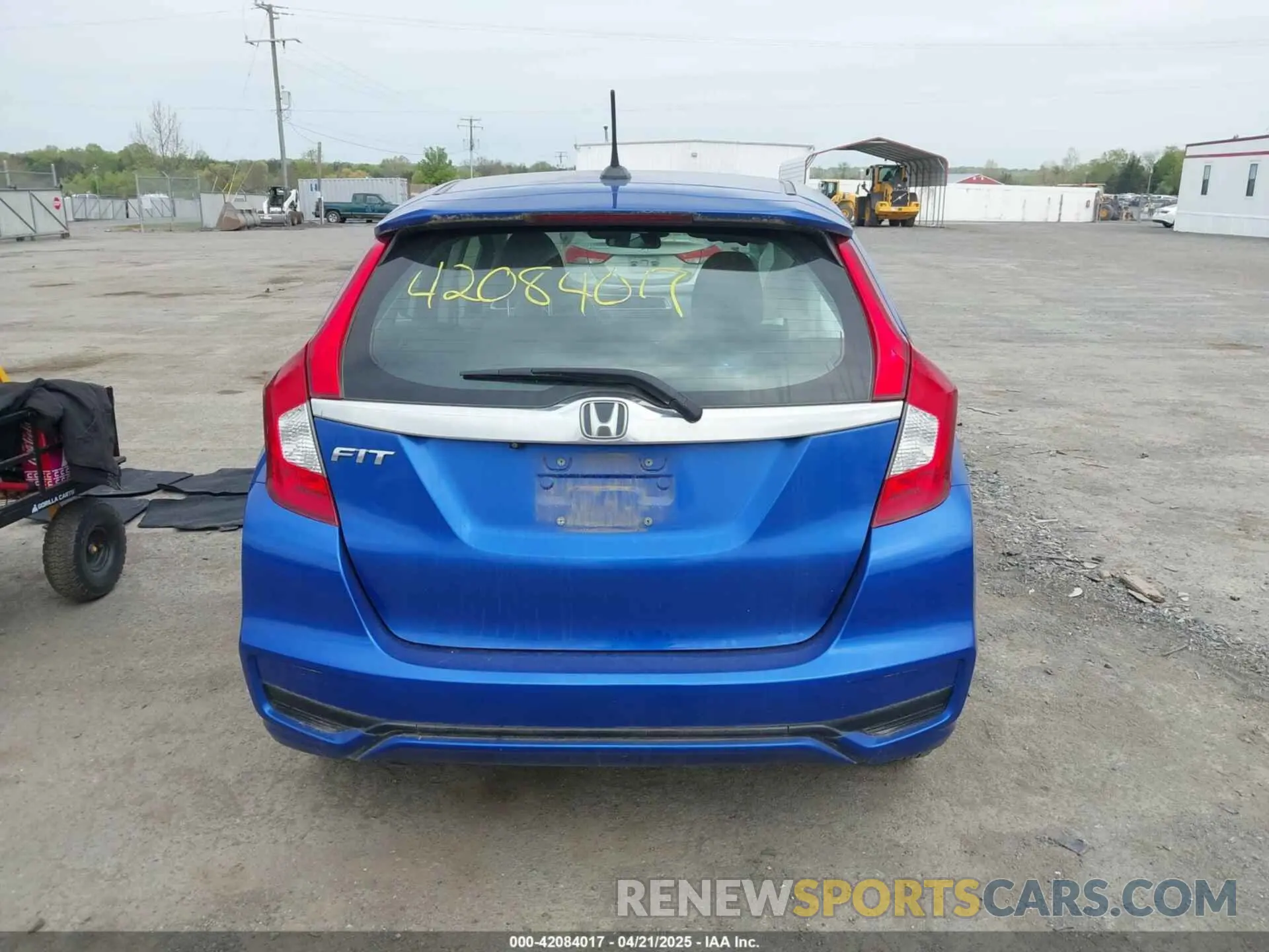 16 Photograph of a damaged car 3HGGK5H83LM730973 HONDA FIT 2020