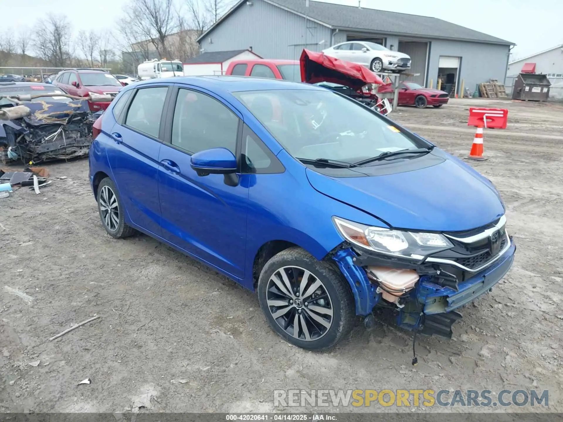 1 Photograph of a damaged car 3HGGK5H85LM719666 HONDA FIT 2020