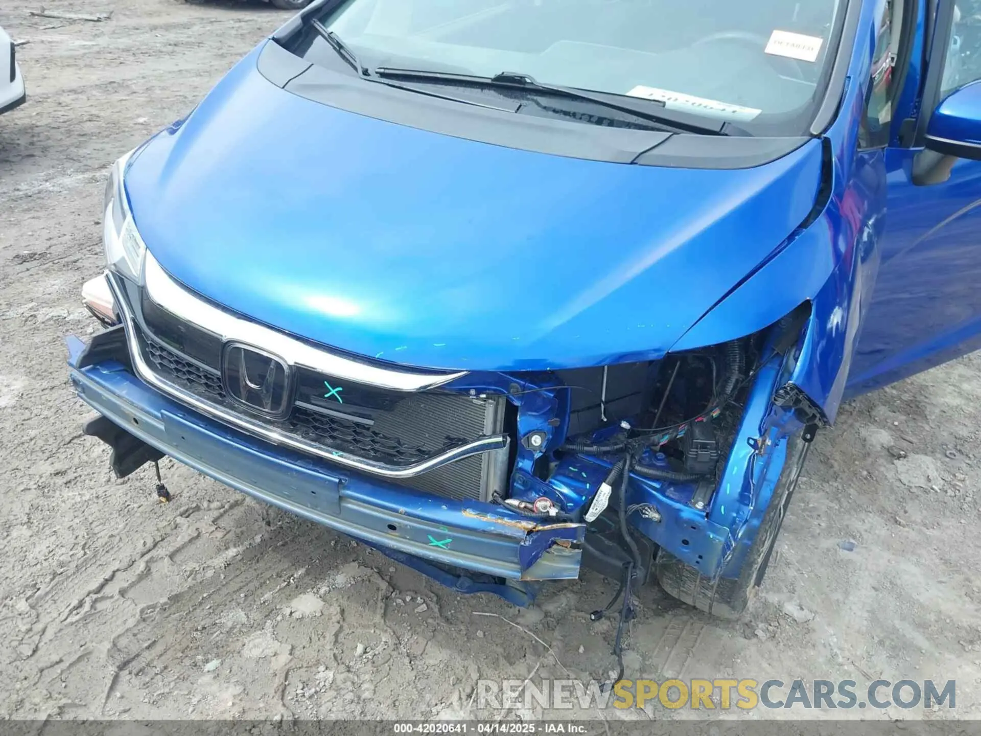 6 Photograph of a damaged car 3HGGK5H85LM719666 HONDA FIT 2020