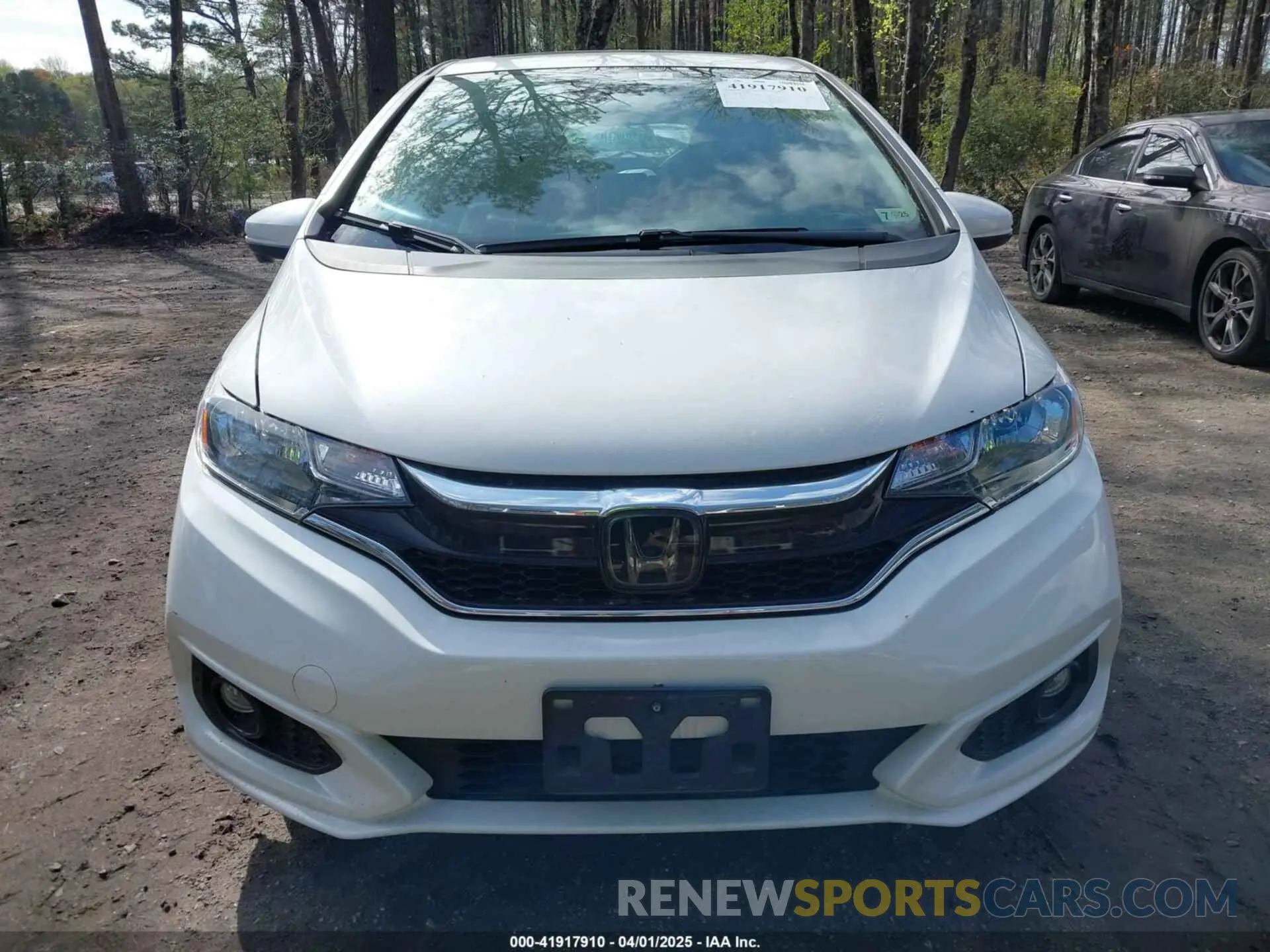 13 Photograph of a damaged car 3HGGK5H86LM704254 HONDA FIT 2020