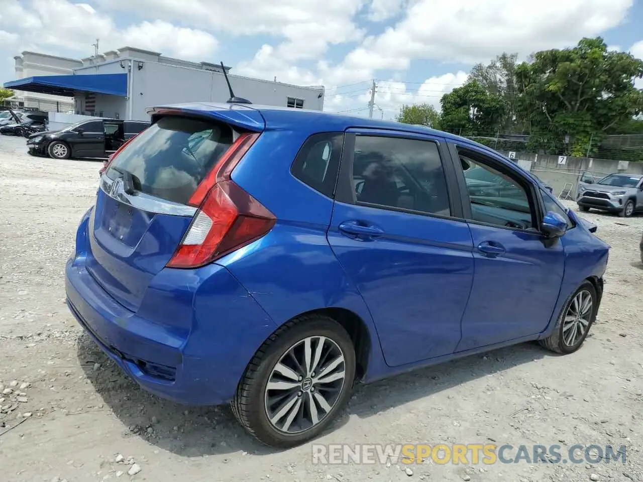 3 Photograph of a damaged car 3HGGK5H87LM730345 HONDA FIT 2020