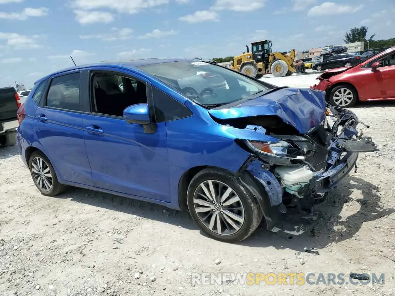 4 Photograph of a damaged car 3HGGK5H87LM730345 HONDA FIT 2020