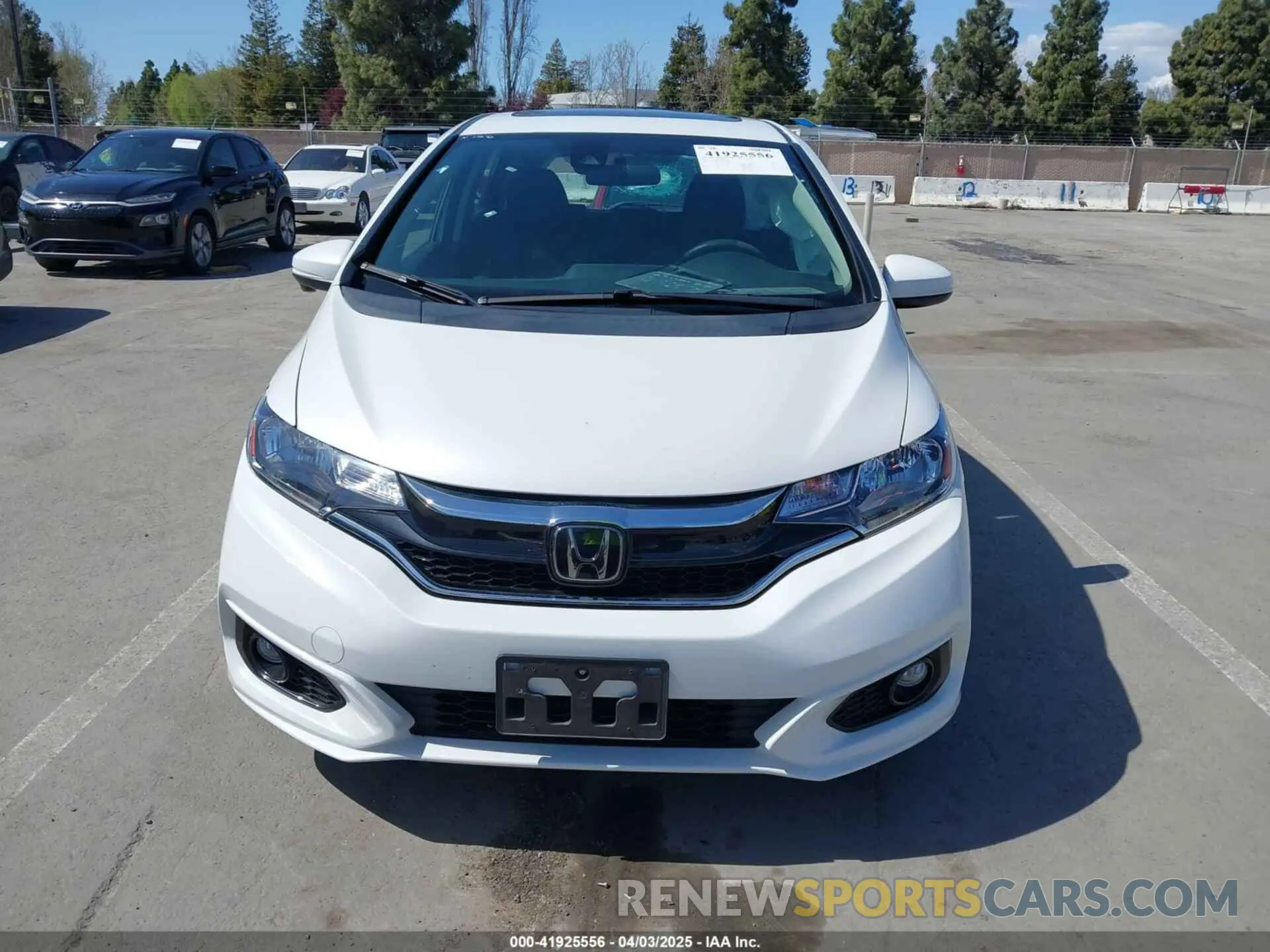 12 Photograph of a damaged car 3HGGK5H87LM732810 HONDA FIT 2020