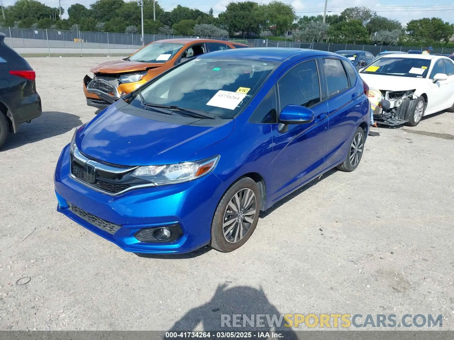 2 Photograph of a damaged car 3HGGK5H88LM701341 HONDA FIT 2020