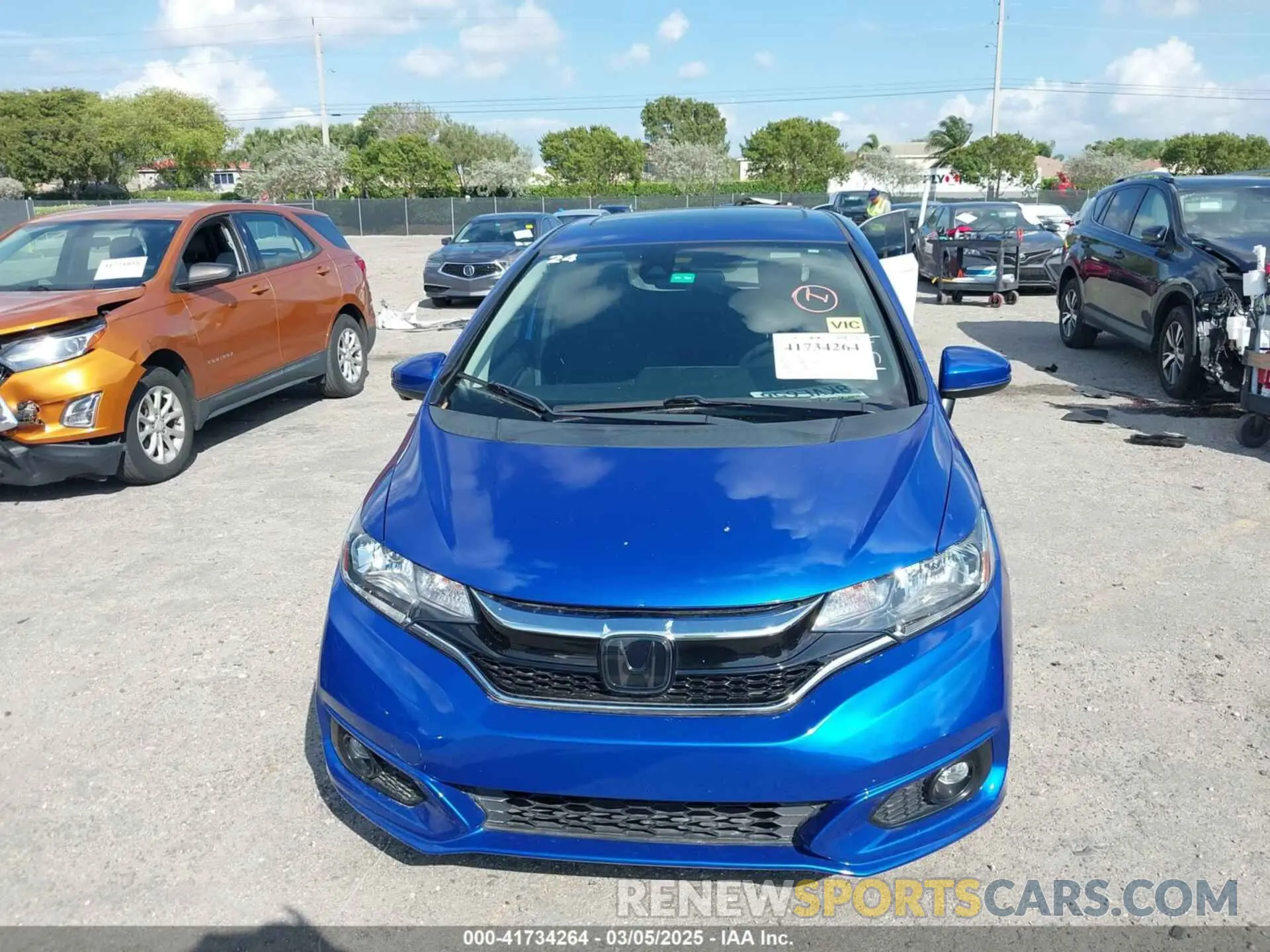6 Photograph of a damaged car 3HGGK5H88LM701341 HONDA FIT 2020