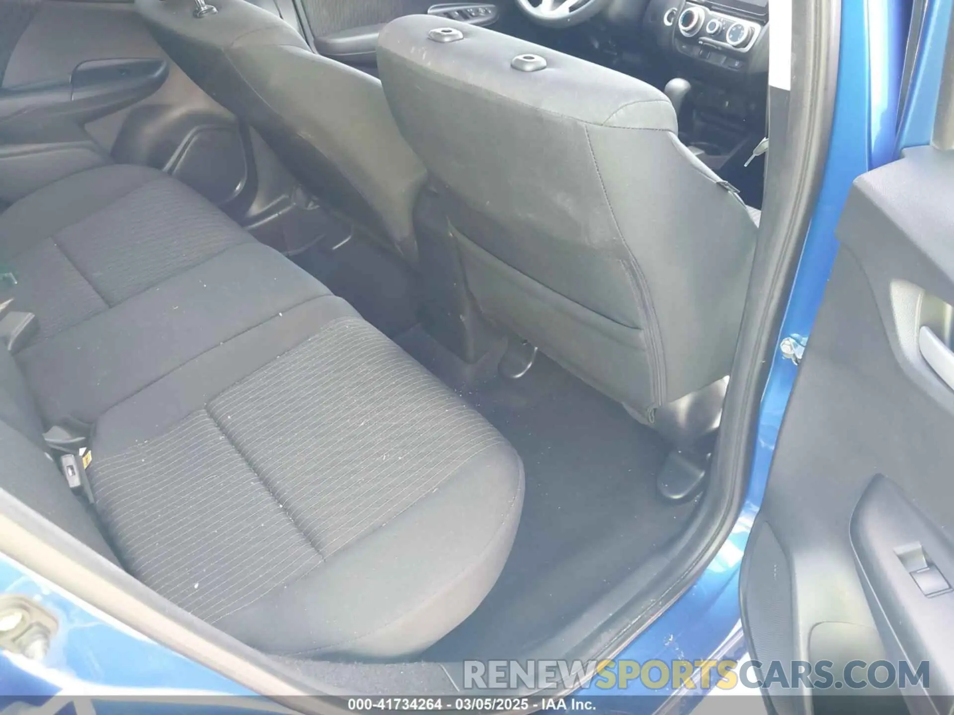 8 Photograph of a damaged car 3HGGK5H88LM701341 HONDA FIT 2020