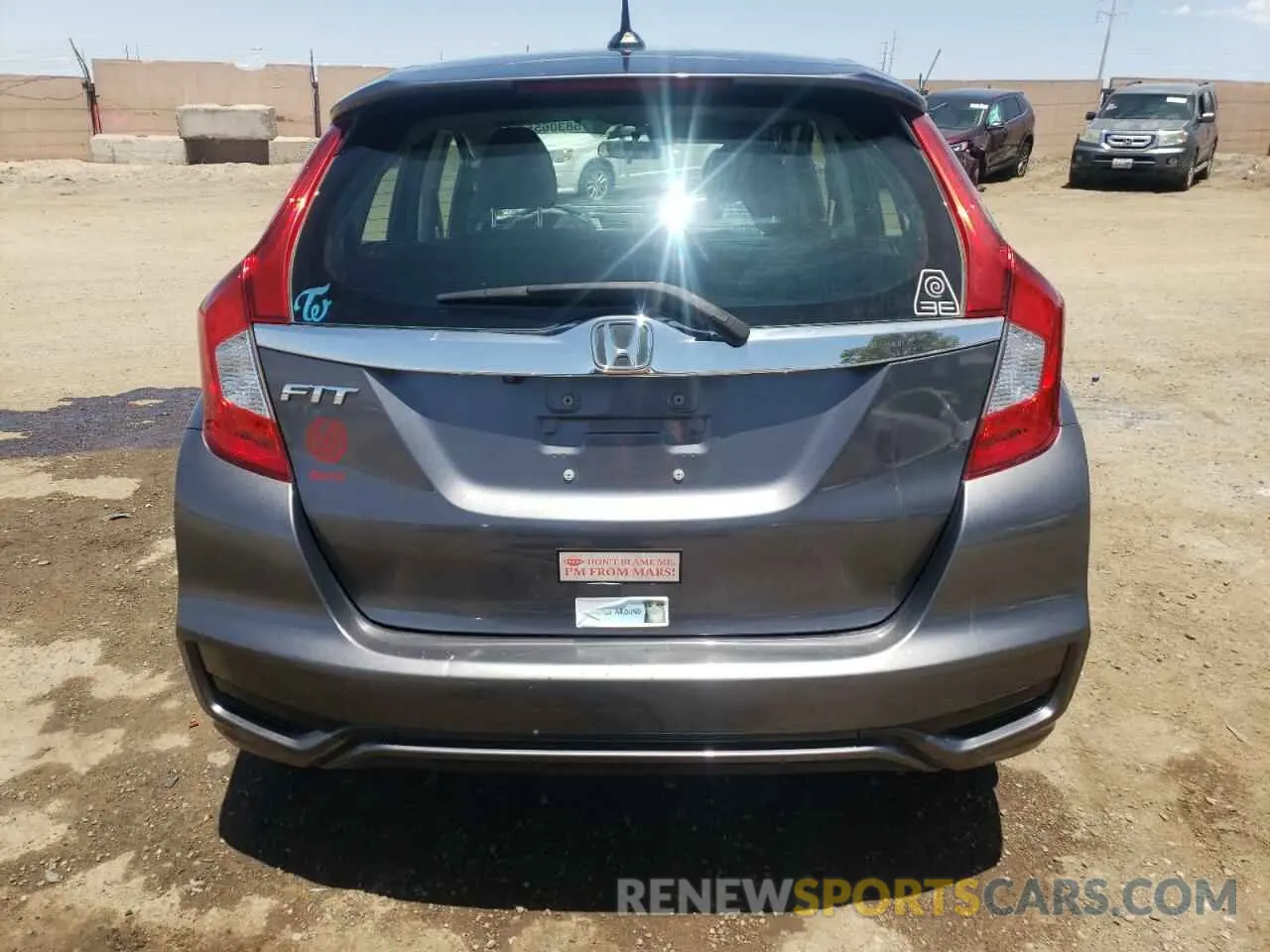 6 Photograph of a damaged car 3HGGK5H88LM708709 HONDA FIT 2020