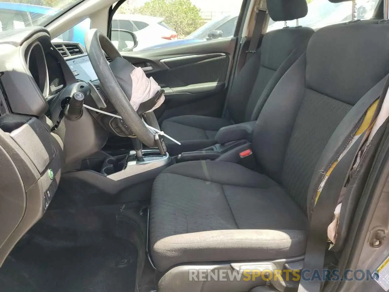 7 Photograph of a damaged car 3HGGK5H88LM708709 HONDA FIT 2020