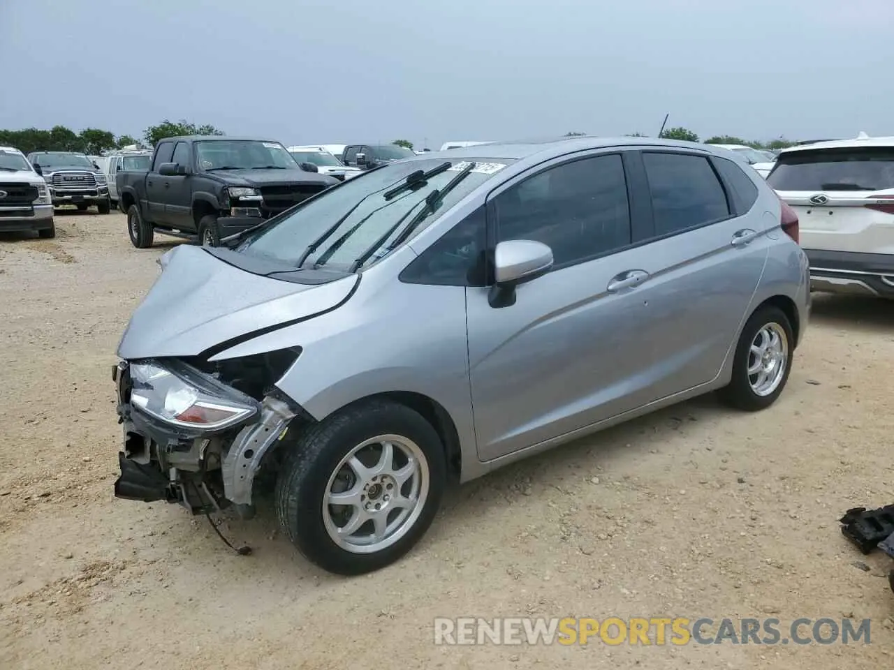 1 Photograph of a damaged car 3HGGK5H88LM725087 HONDA FIT 2020