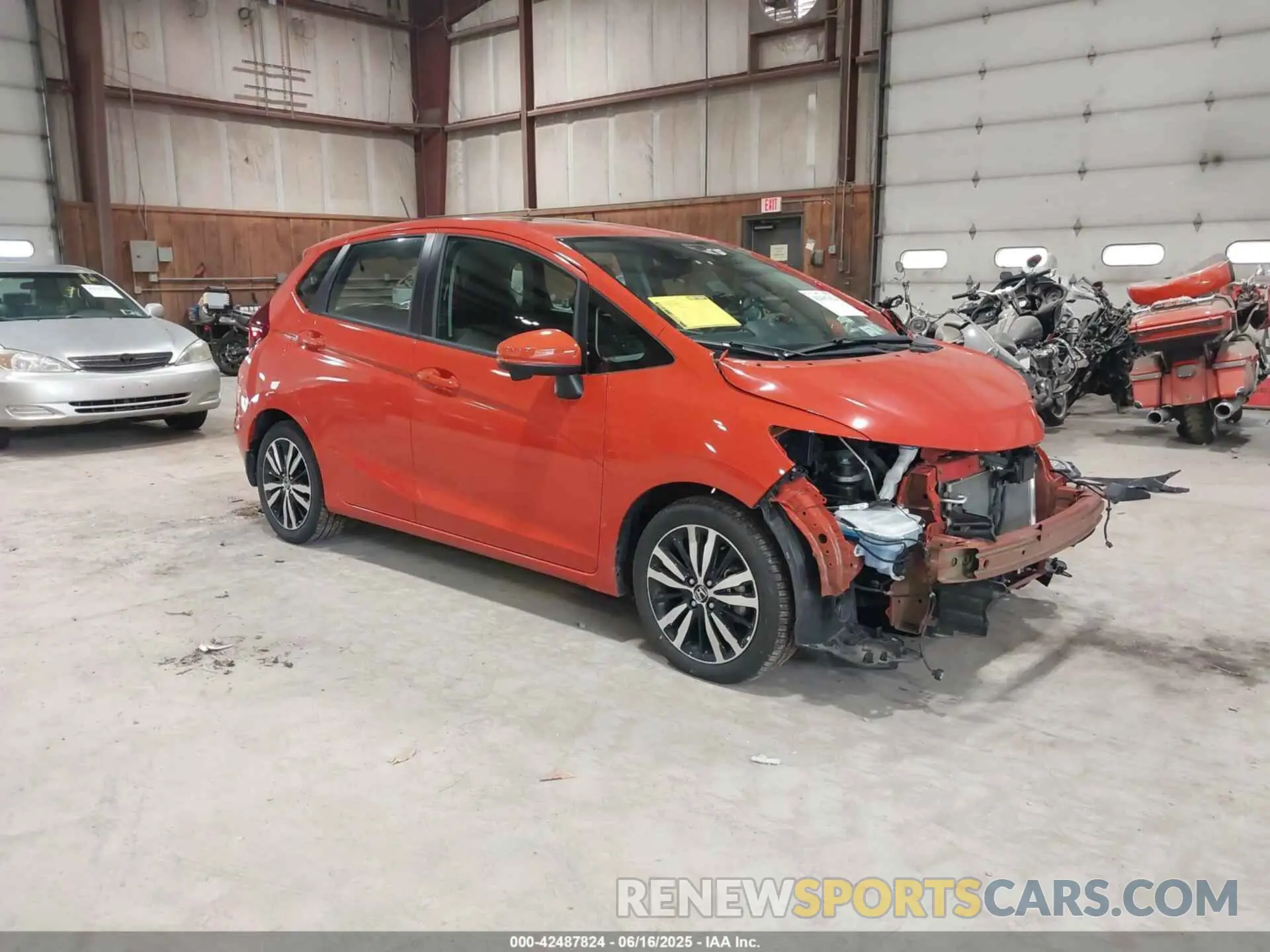 1 Photograph of a damaged car 3HGGK5H88LM729821 HONDA FIT 2020