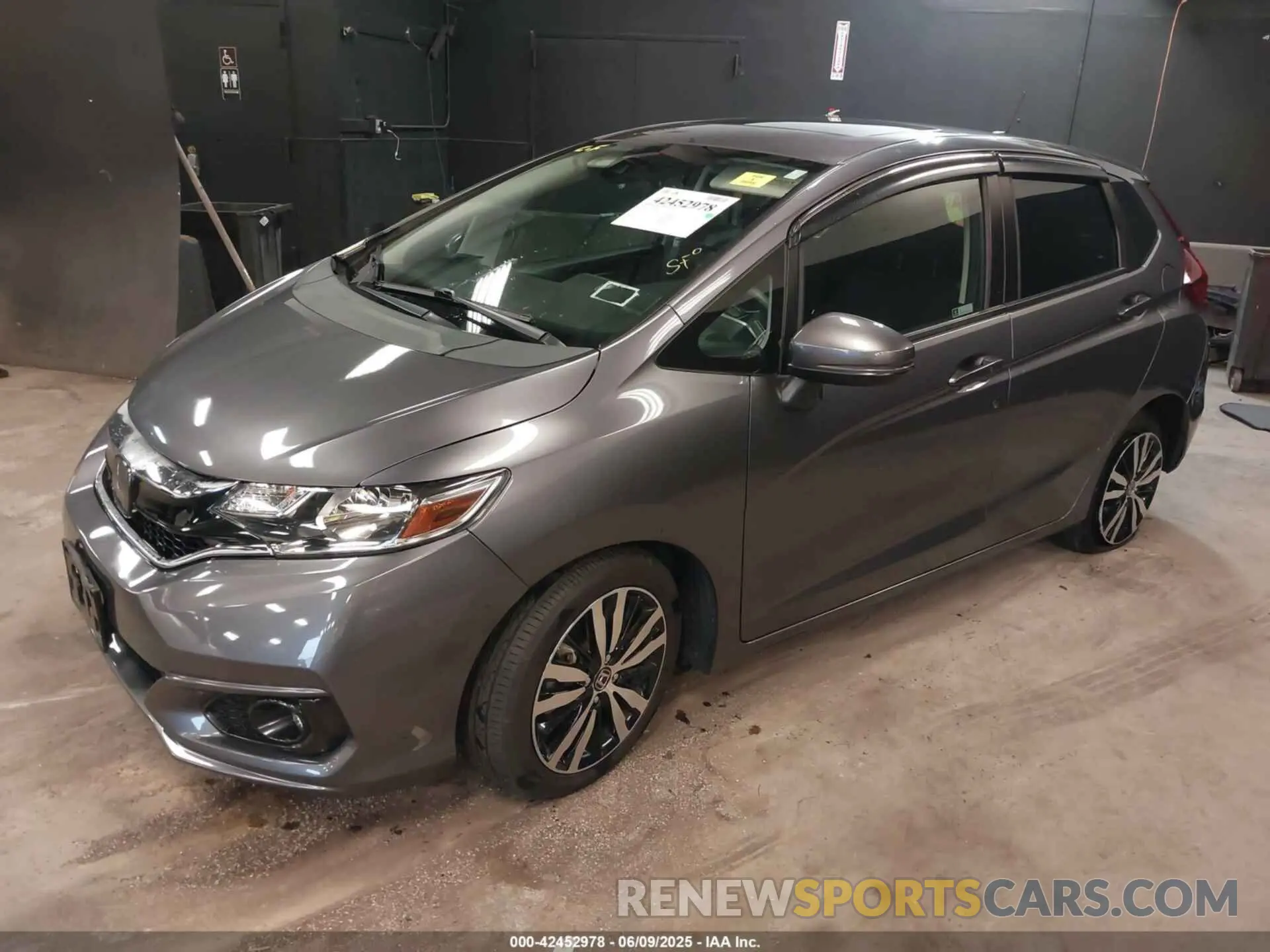 2 Photograph of a damaged car 3HGGK5H88LM733156 HONDA FIT 2020