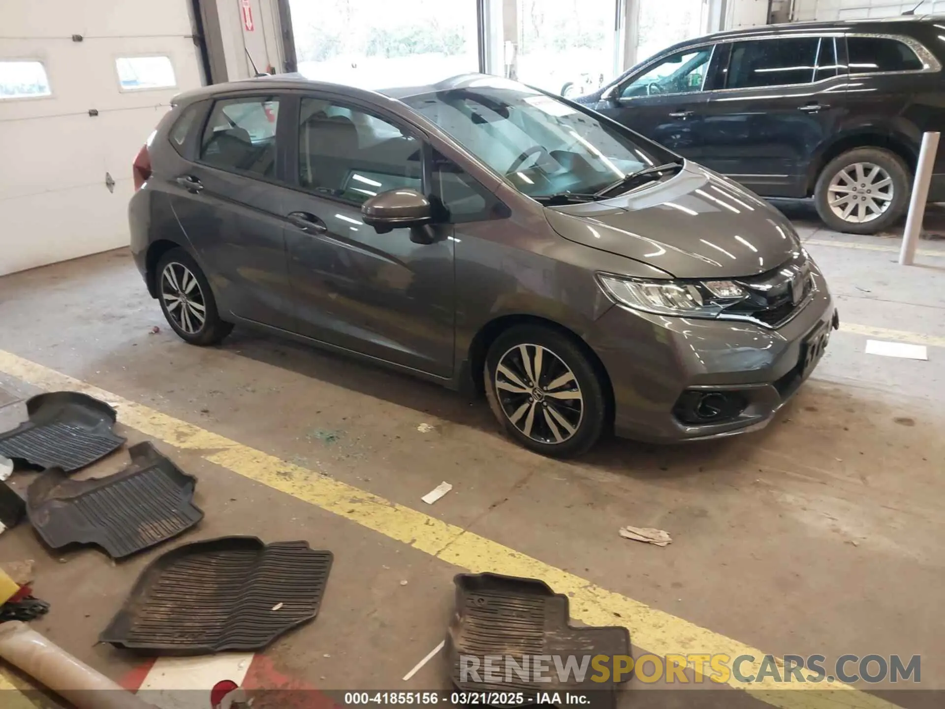 1 Photograph of a damaged car 3HGGK5H89LM726992 HONDA FIT 2020