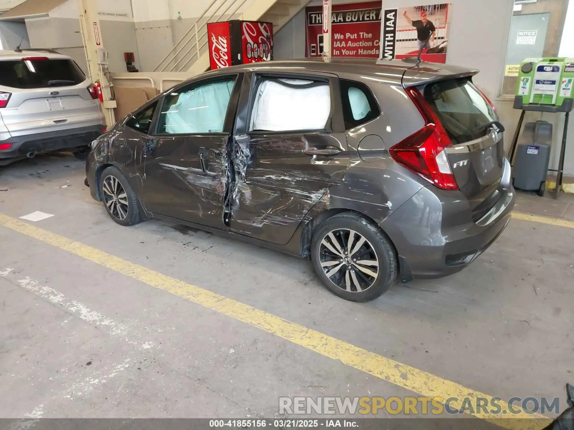 3 Photograph of a damaged car 3HGGK5H89LM726992 HONDA FIT 2020