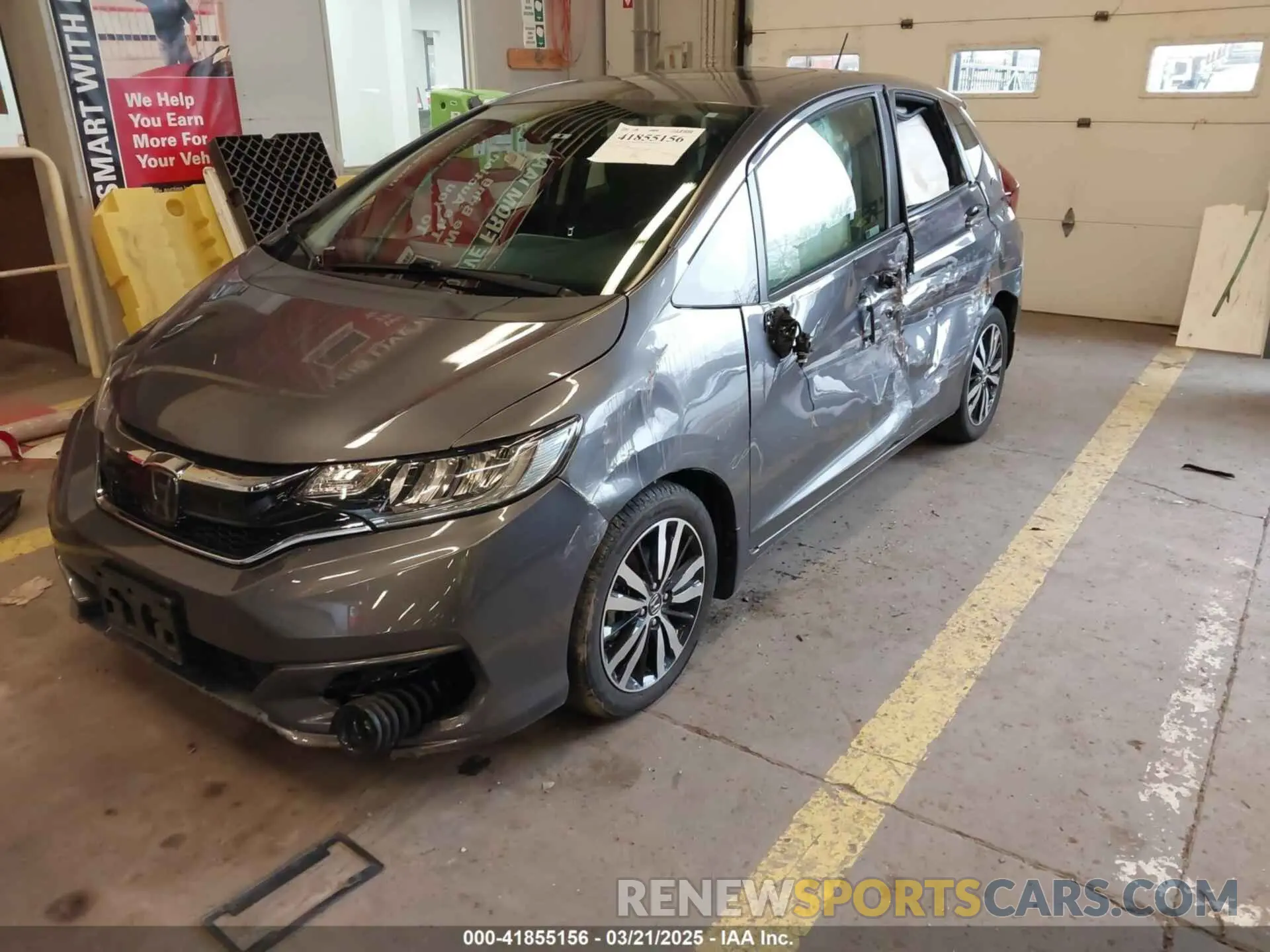 6 Photograph of a damaged car 3HGGK5H89LM726992 HONDA FIT 2020