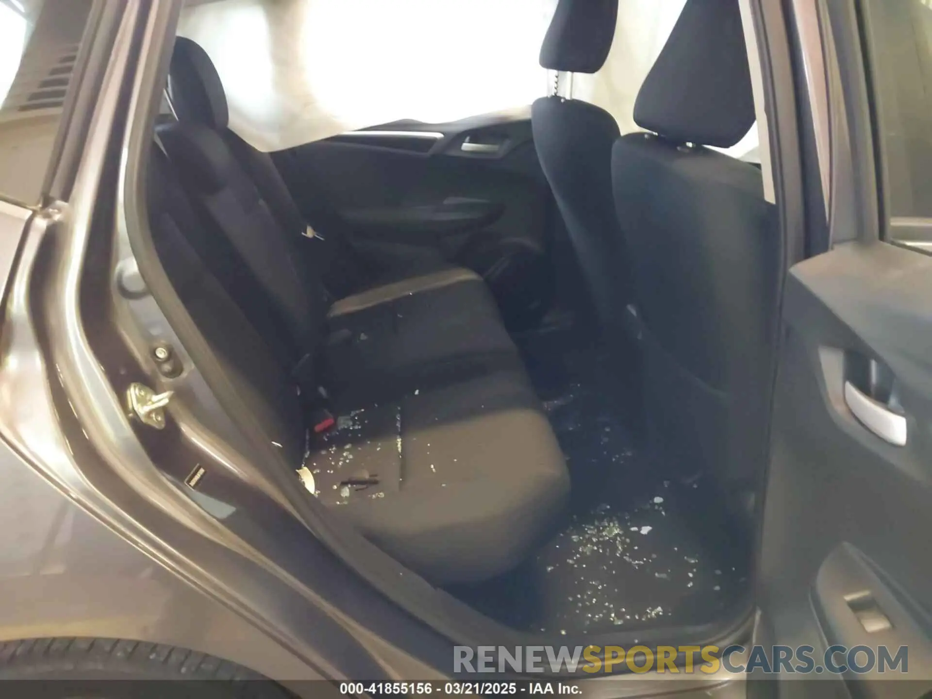 8 Photograph of a damaged car 3HGGK5H89LM726992 HONDA FIT 2020