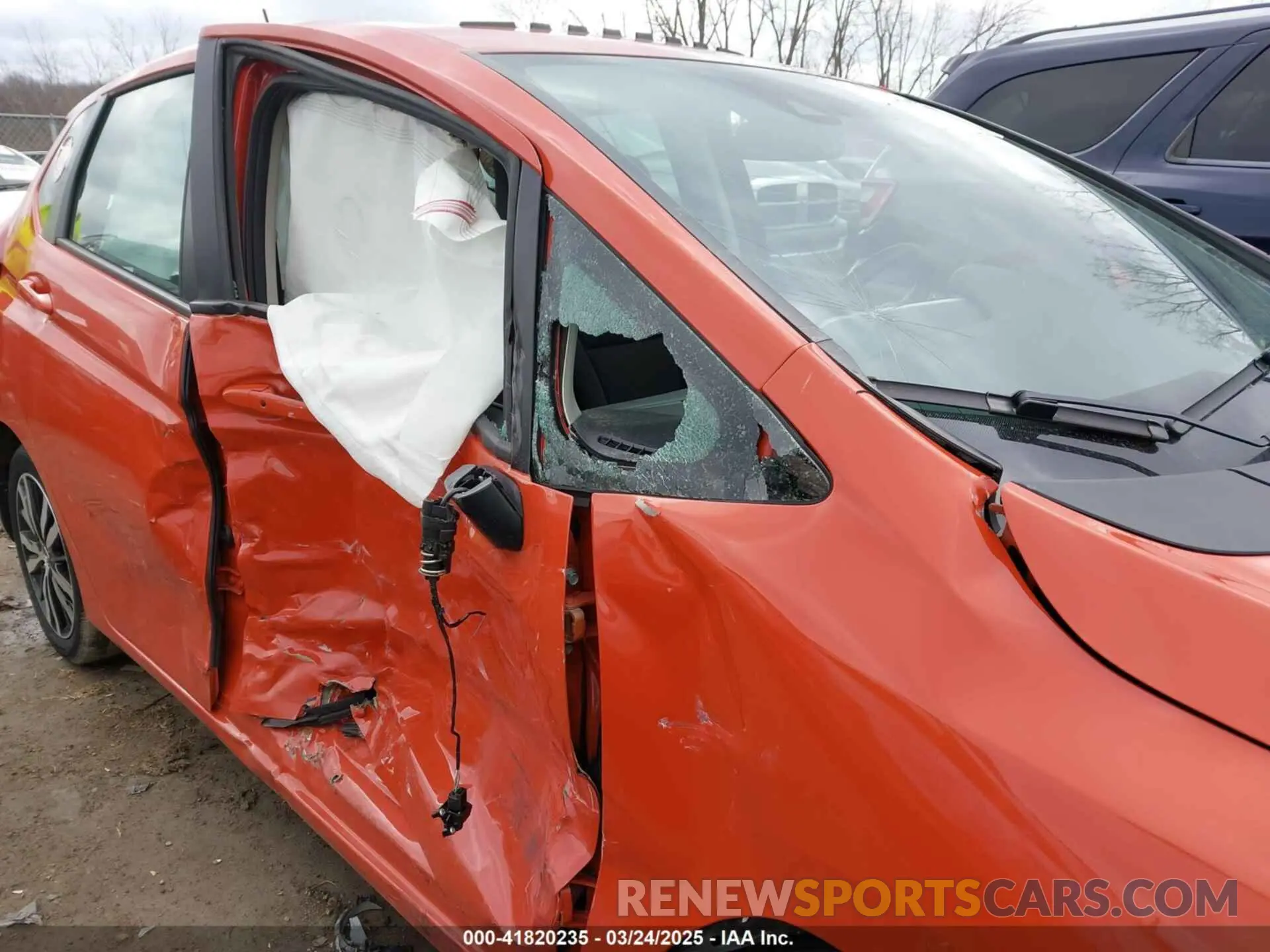 6 Photograph of a damaged car 3HGGK5H8XLM709232 HONDA FIT 2020