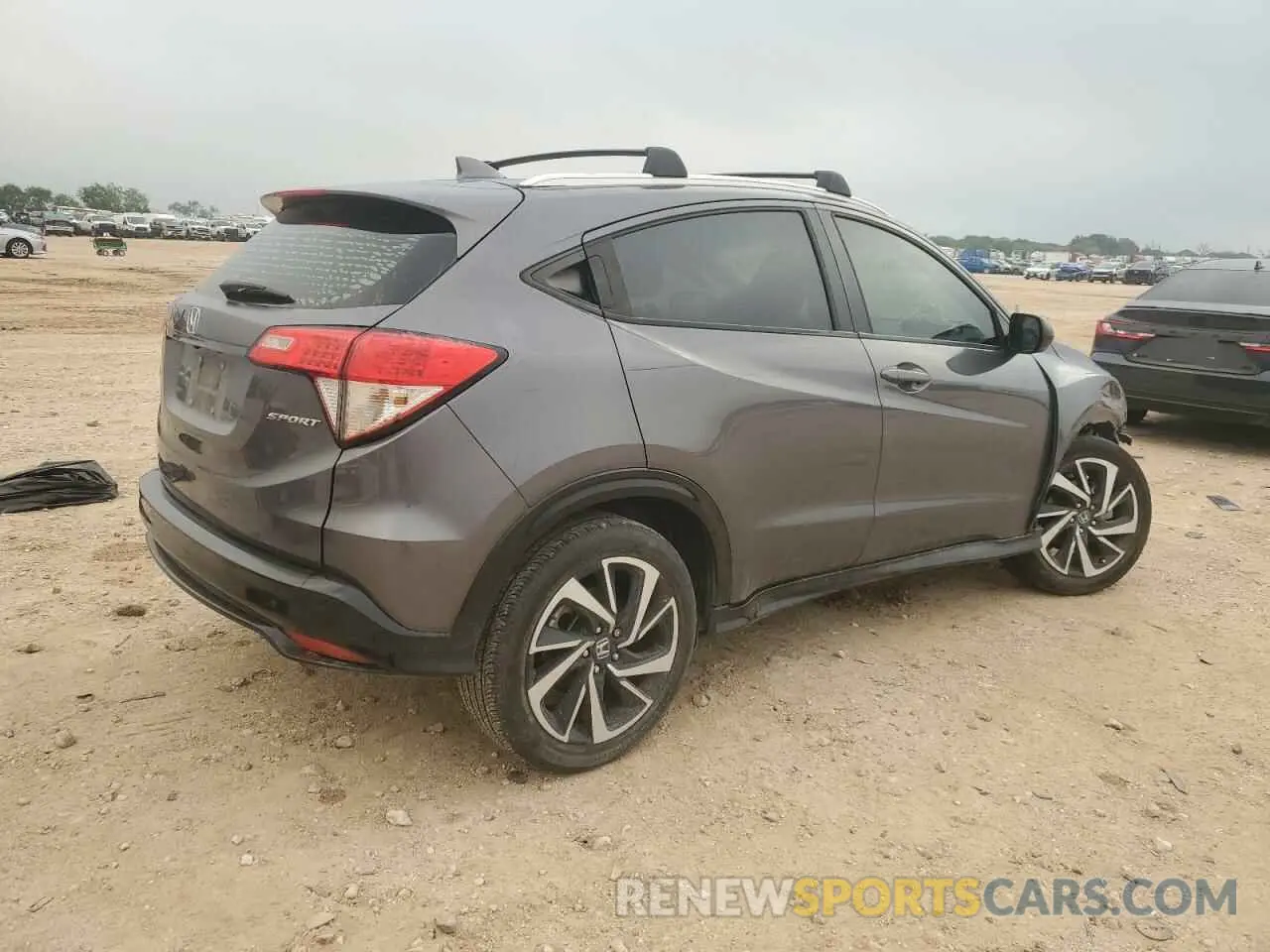 3 Photograph of a damaged car 3CZRU5H10KG700308 HONDA HR-V 2019