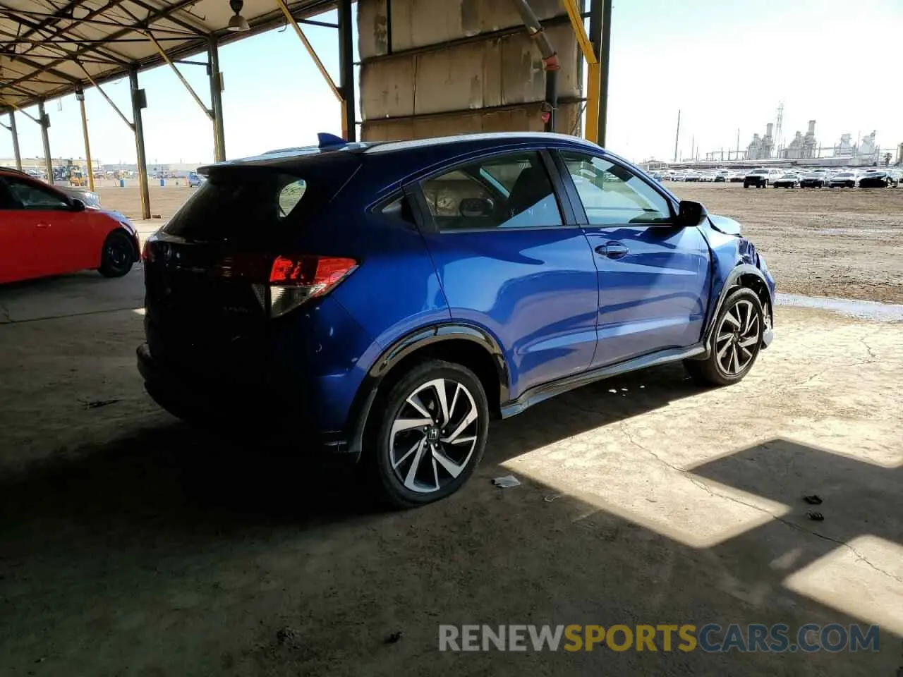 3 Photograph of a damaged car 3CZRU5H11KG702956 HONDA HR-V 2019