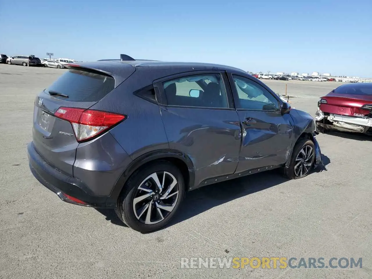 3 Photograph of a damaged car 3CZRU5H12KG703369 HONDA HR-V 2019