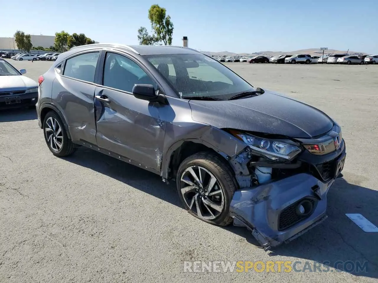 4 Photograph of a damaged car 3CZRU5H12KG703369 HONDA HR-V 2019
