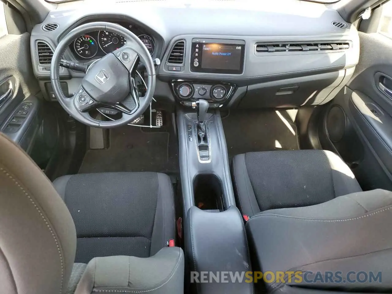 8 Photograph of a damaged car 3CZRU5H12KG703369 HONDA HR-V 2019