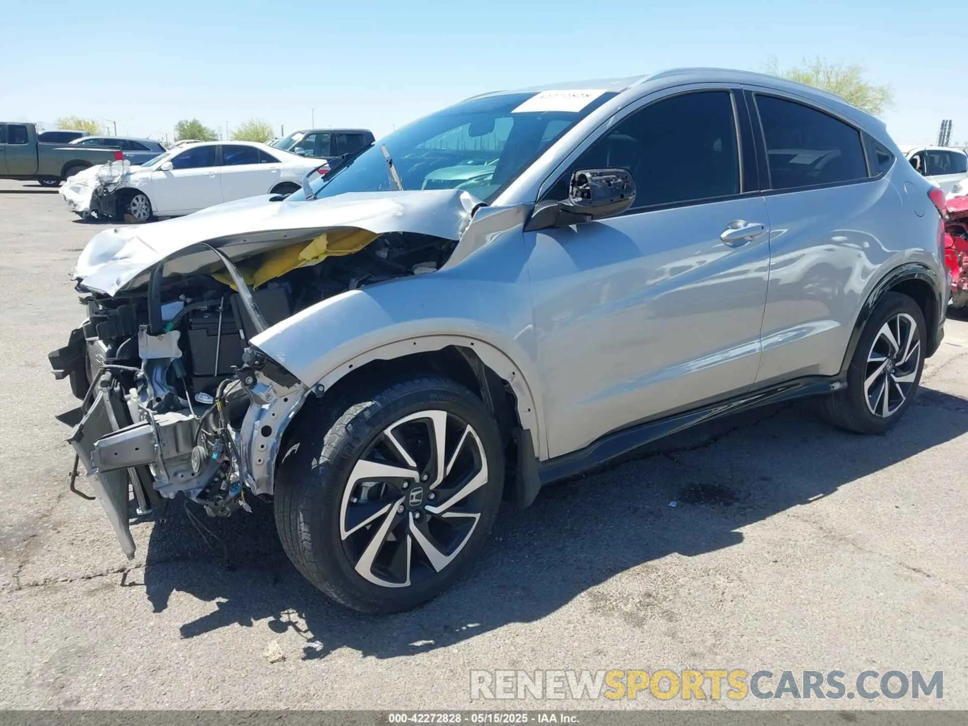 2 Photograph of a damaged car 3CZRU5H12KG706059 HONDA HR-V 2019