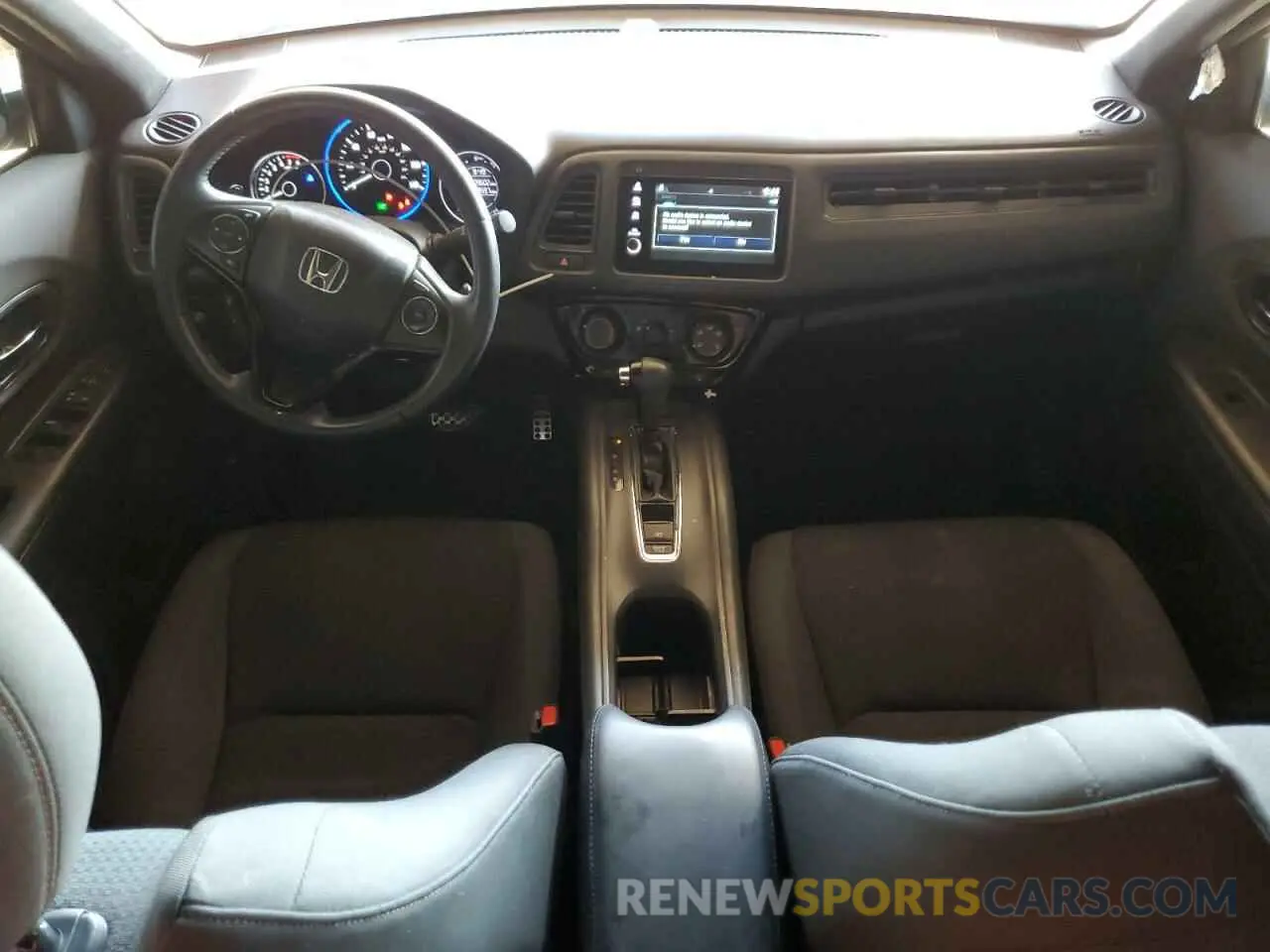 8 Photograph of a damaged car 3CZRU5H12KM724448 HONDA HR-V 2019