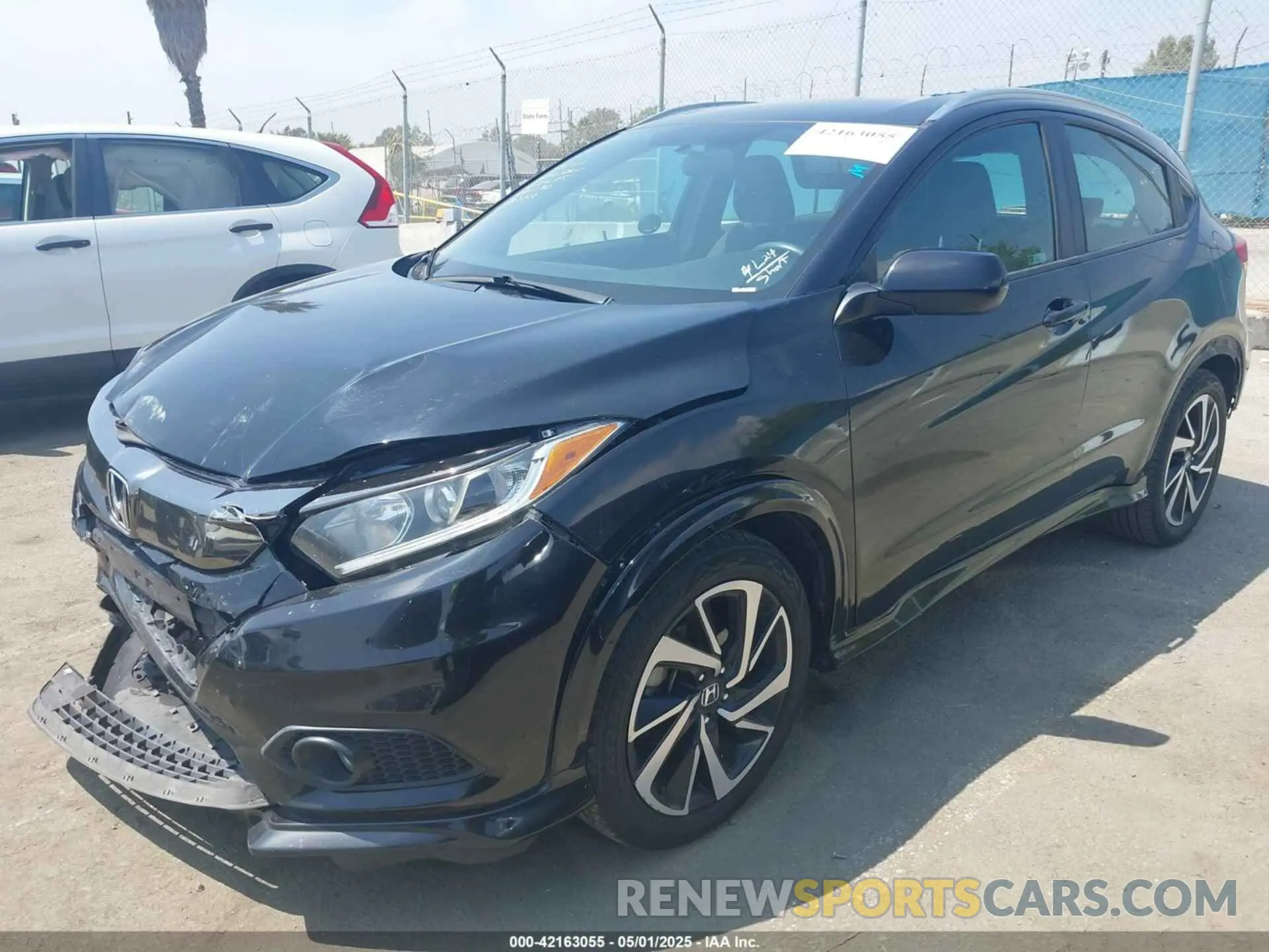 2 Photograph of a damaged car 3CZRU5H12KM725728 HONDA HR-V 2019