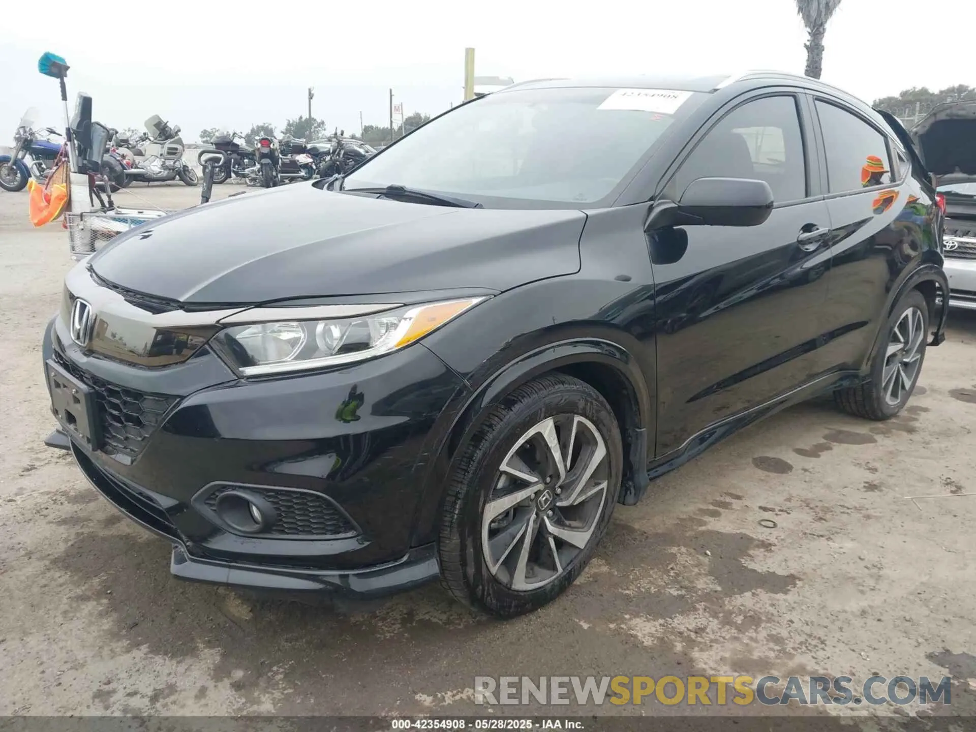2 Photograph of a damaged car 3CZRU5H12KM726569 HONDA HR-V 2019