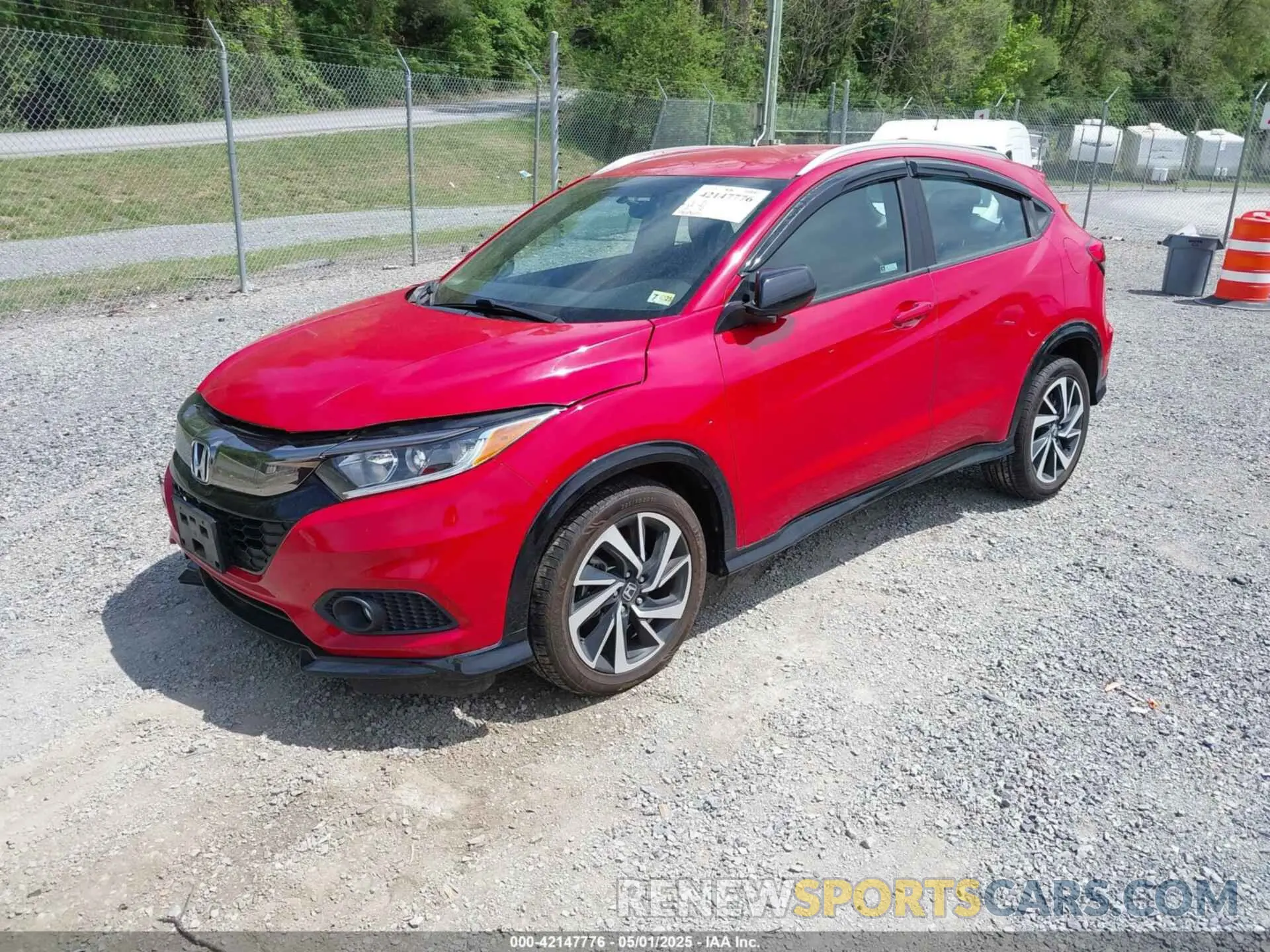 2 Photograph of a damaged car 3CZRU5H13KG703235 HONDA HR-V 2019