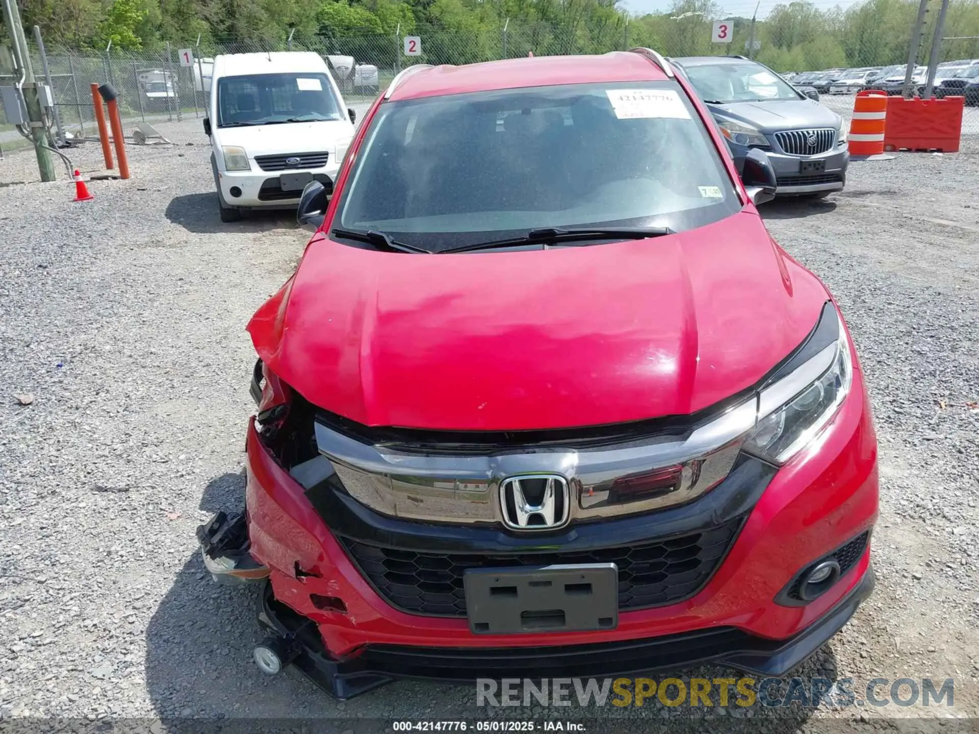 6 Photograph of a damaged car 3CZRU5H13KG703235 HONDA HR-V 2019