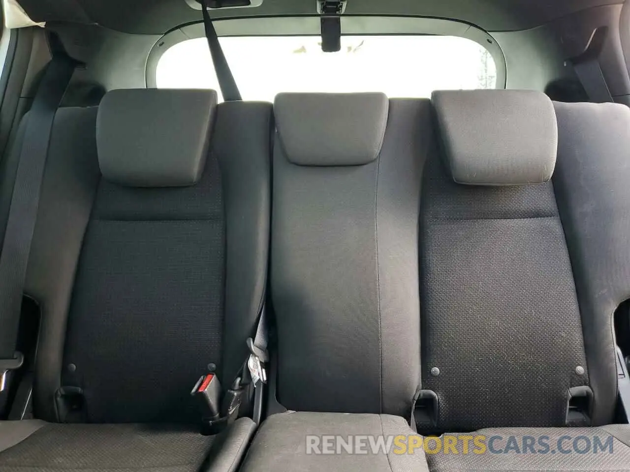10 Photograph of a damaged car 3CZRU5H13KG706703 HONDA HR-V 2019