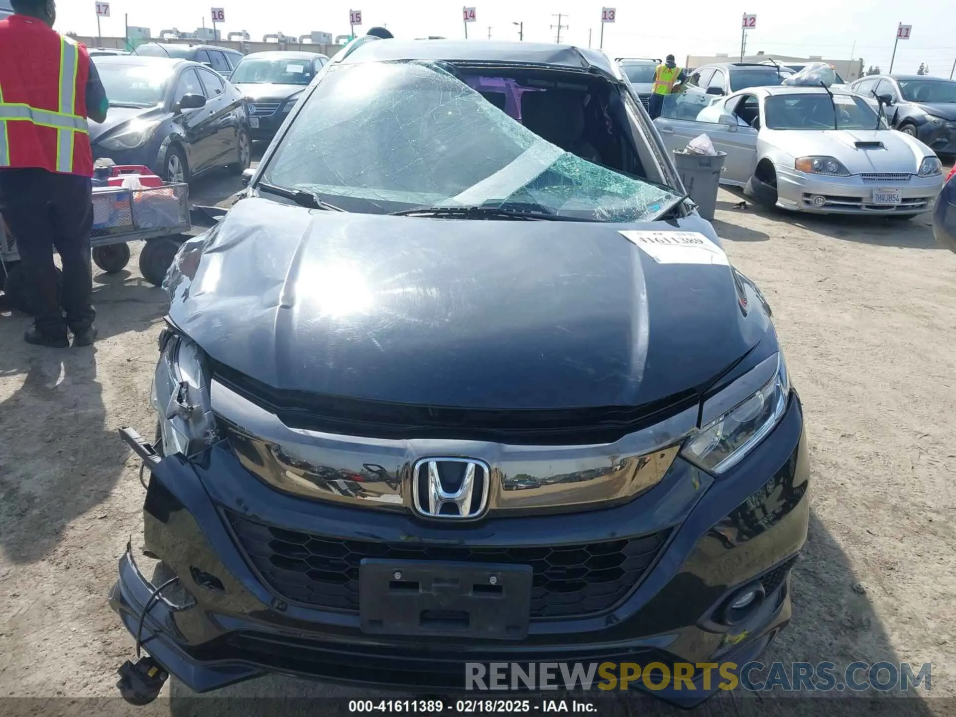 12 Photograph of a damaged car 3CZRU5H13KM729240 HONDA HR-V 2019
